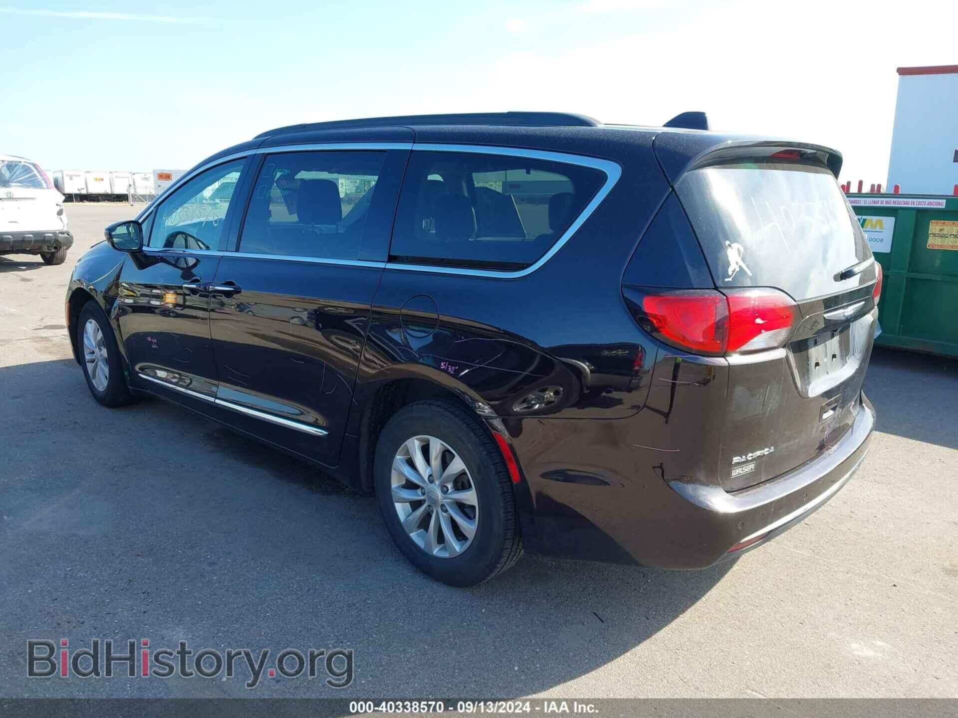 2017 CHRYSLER PACIFICA - VIN: 2C4RC1BGXHR543856 - Фото 3