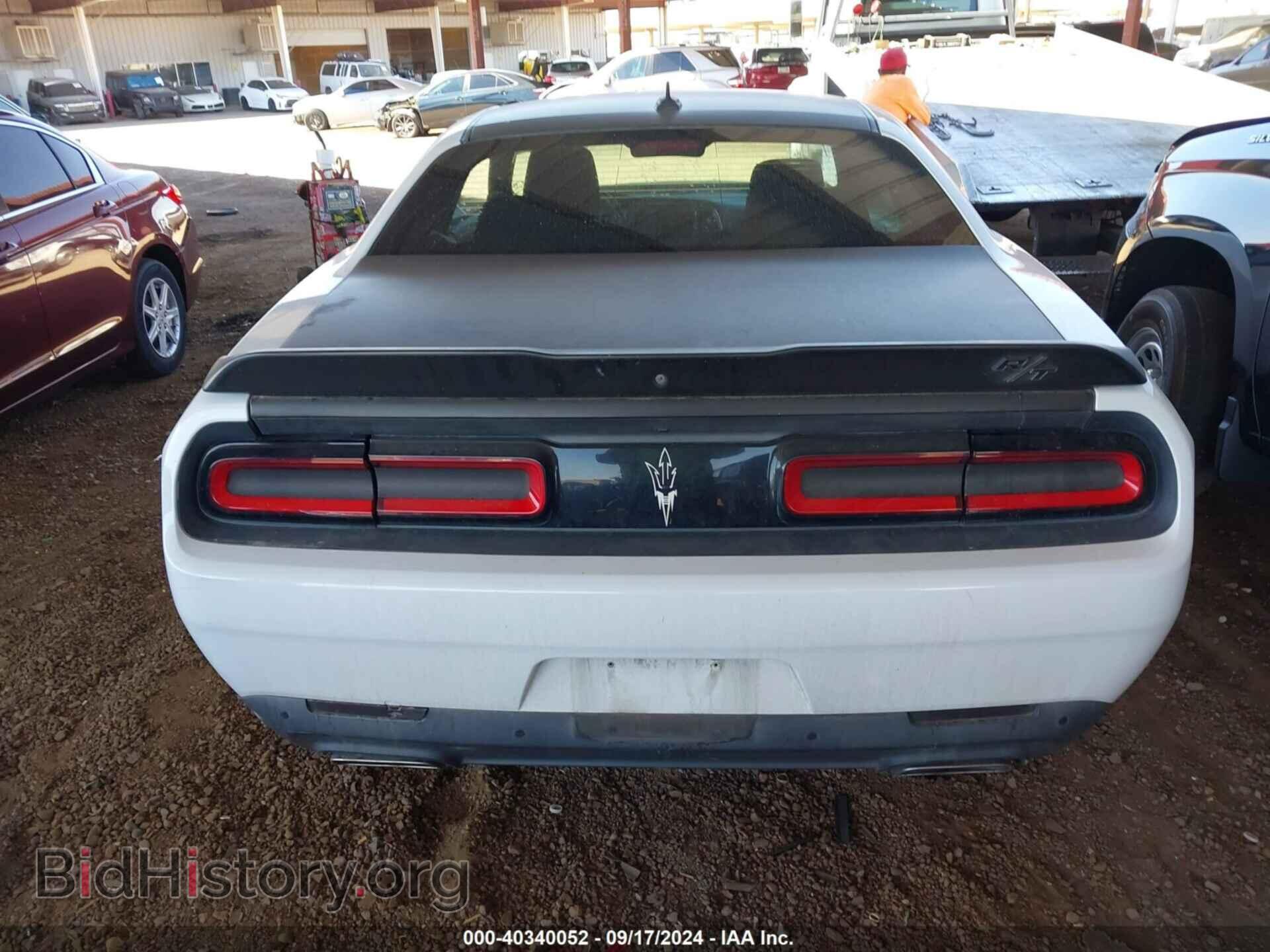 2015 DODGE CHALLENGER - VIN: 2C3CDZAT5FH822011 - Photo 17