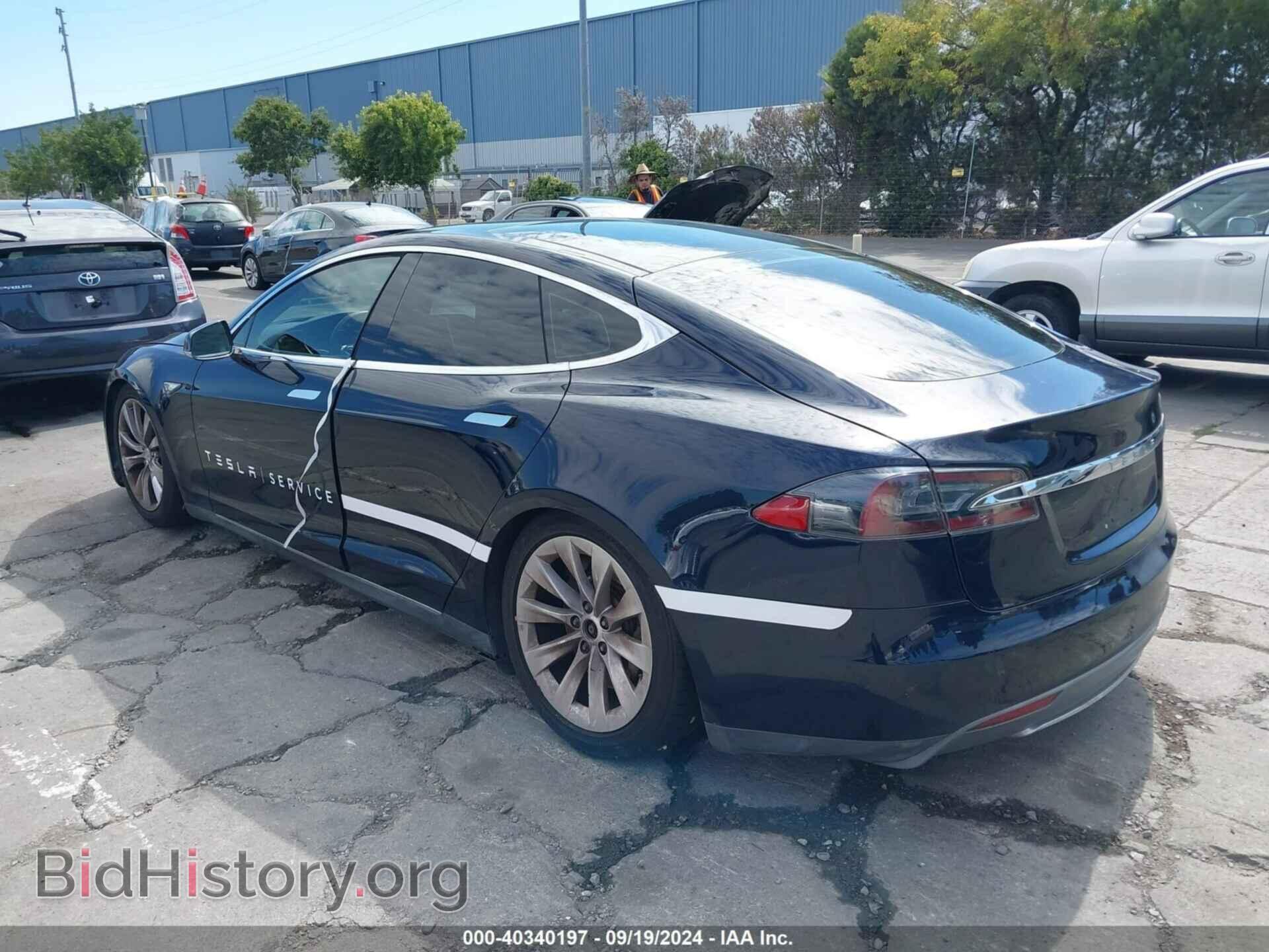 2013 TESLA MODEL S - VIN: 5YJSA1DP3DFP18152 - Фото 3