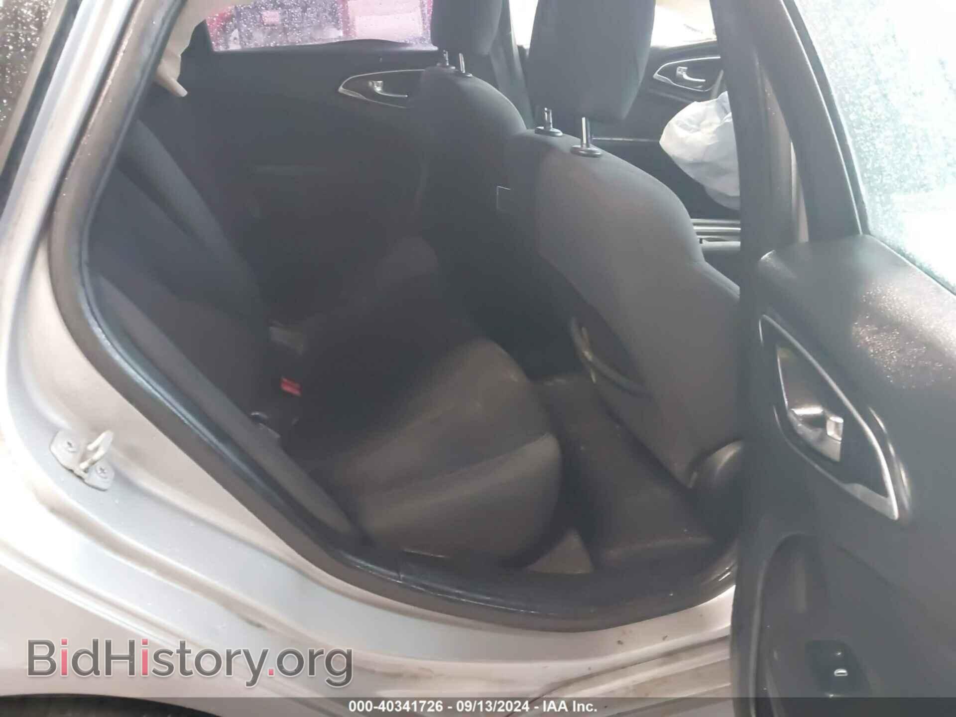 2015 CHRYSLER 200 - VIN: 1C3CCCAB6FN554939 - Фото 8