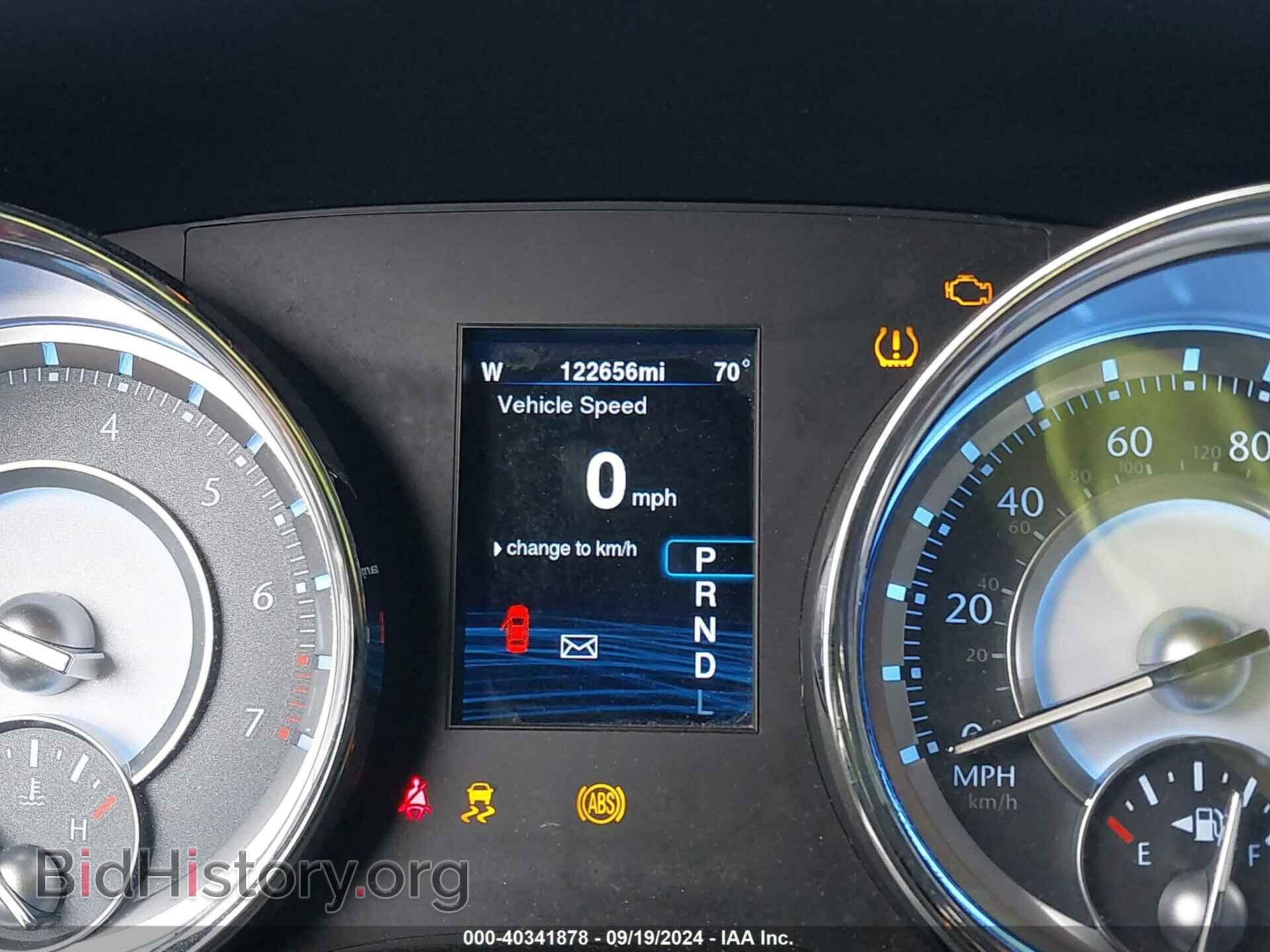 2014 CHRYSLER 300 - VIN: 2C3CCAAG4EH103516 - Фото 7