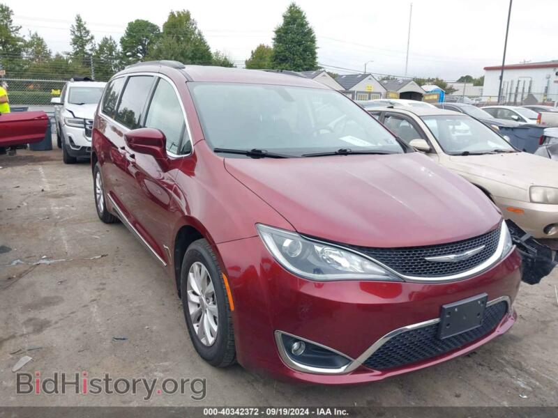 2017 Chrysler PACIFICA Touring-L (VIN 2C4RC1BG2HR839342) — фото 1 из 16, IAAI, повреждение: левая передняя часть
