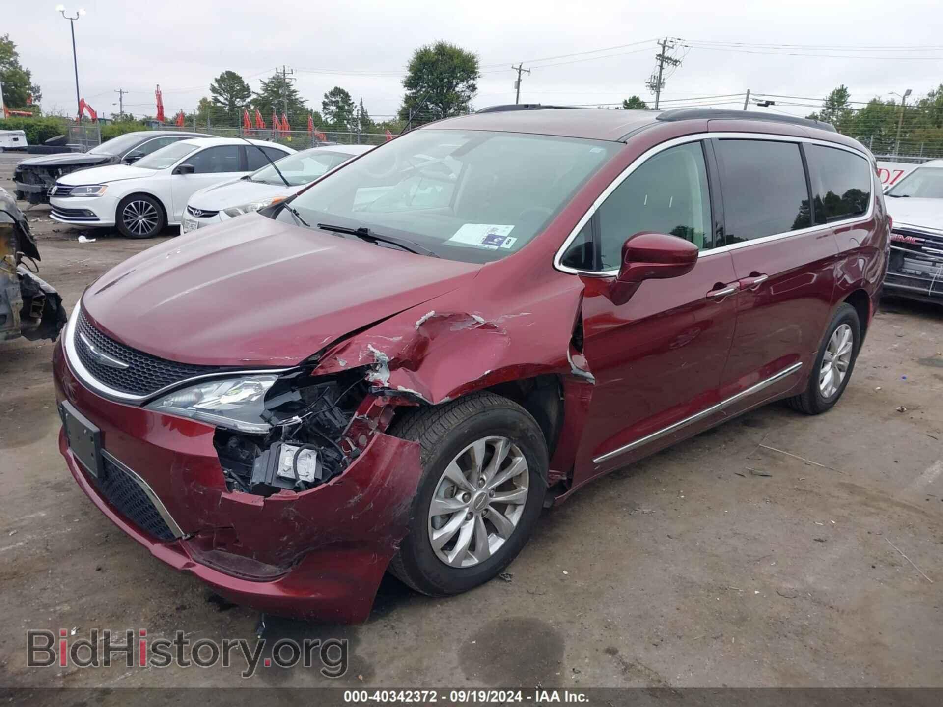 2017 CHRYSLER PACIFICA - VIN: 2C4RC1BG2HR839342 - Photo 2