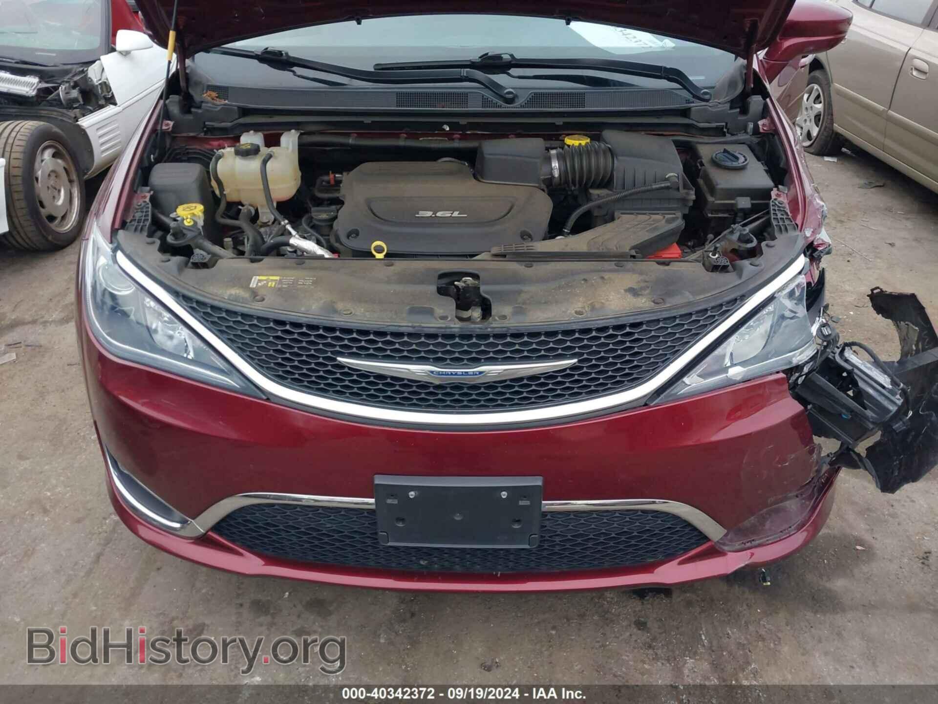 2017 CHRYSLER PACIFICA - VIN: 2C4RC1BG2HR839342 - Photo 10