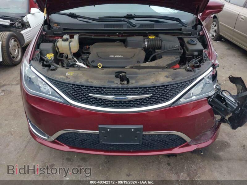 2017 Chrysler PACIFICA (VIN 2C4RC1BG2HR839342) — фото 10 из 16