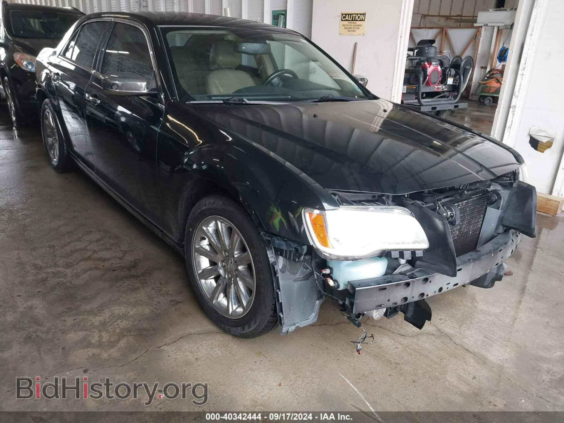 Фотография 2C3CCACG0CH279229 - CHRYSLER 300 2012