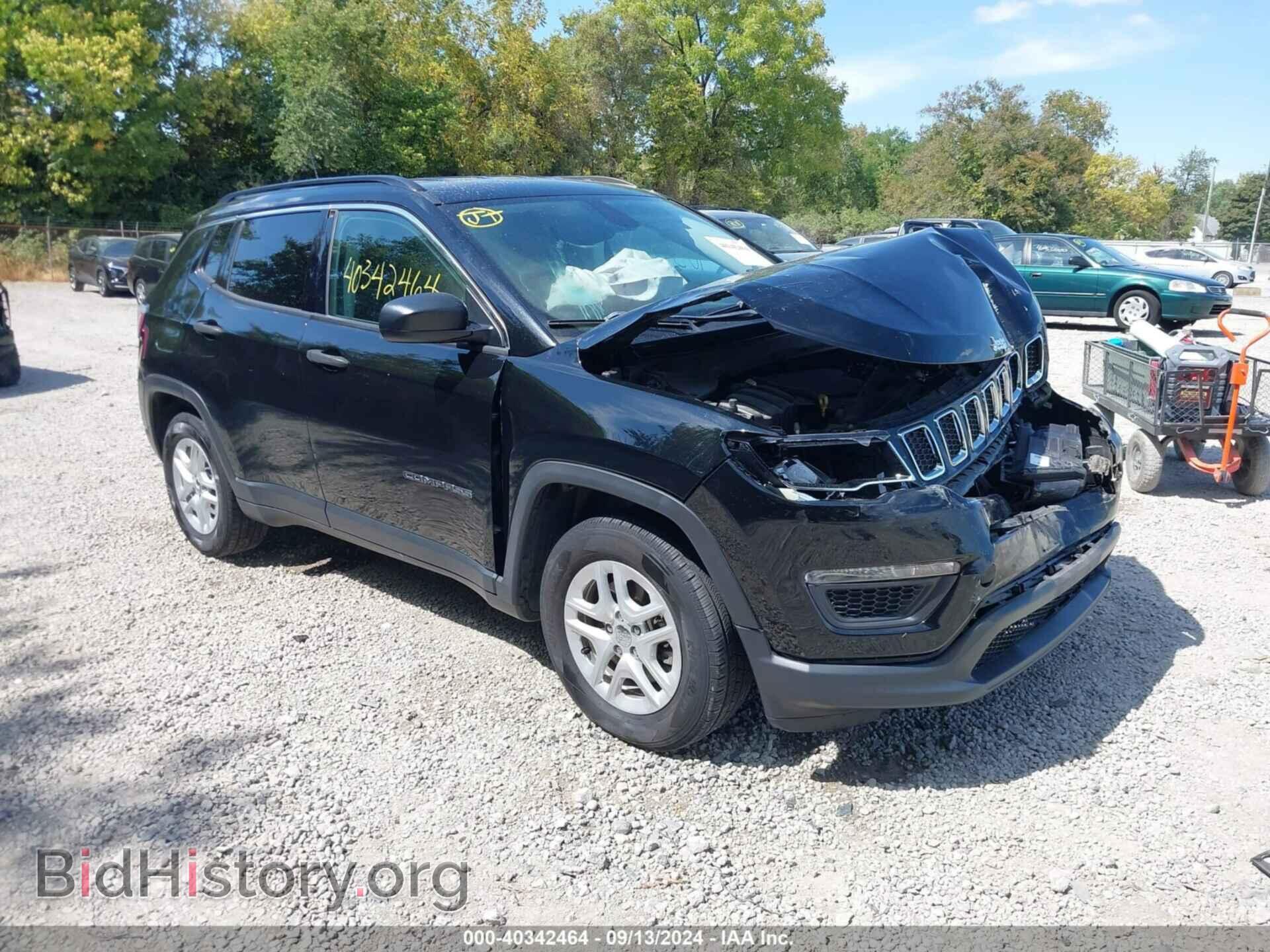 Photo 3C4NJCAB9LT199044 - JEEP COMPASS 2020