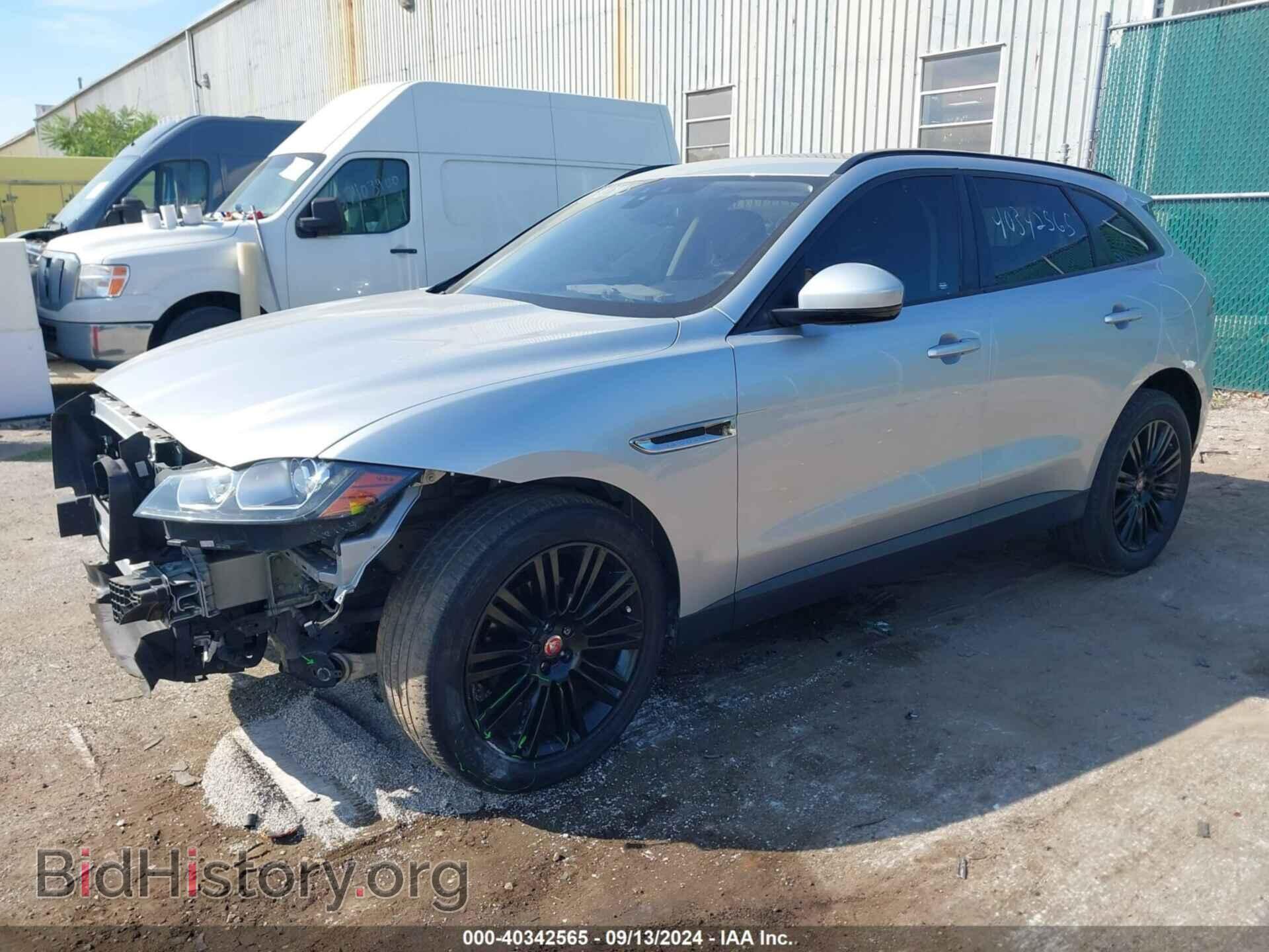 2017 JAGUAR F-PACE - VIN: SADCJ2BNXHA093196 - Фото 2