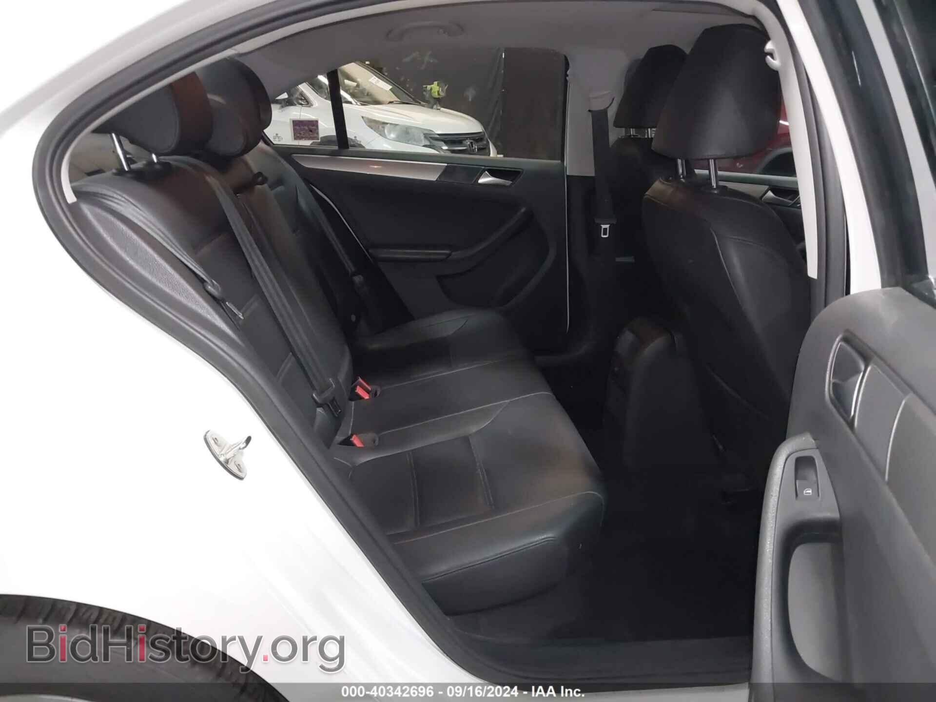 2017 VOLKSWAGEN JETTA - VIN: 3VWDB7AJ9HM404058 - Фото 8