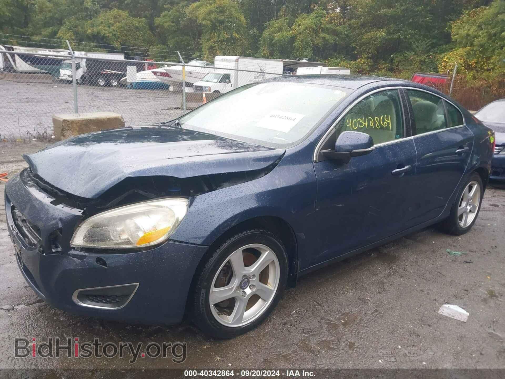 2012 VOLVO S60 - VIN: YV1622FS3C2107670 - Фото 2