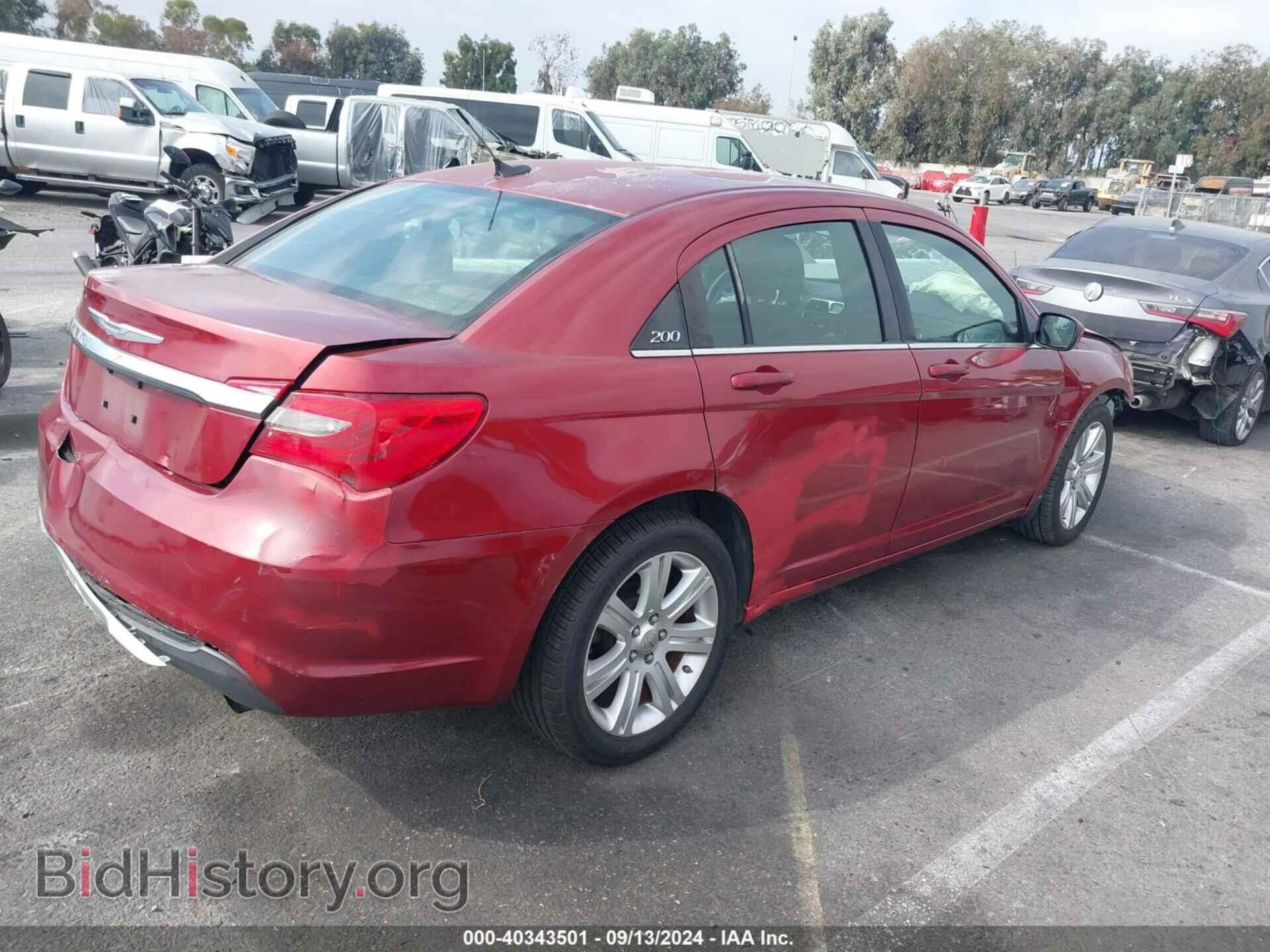 2013 CHRYSLER 200 - VIN: 1C3CCBAB7DN639893 - Фото 4