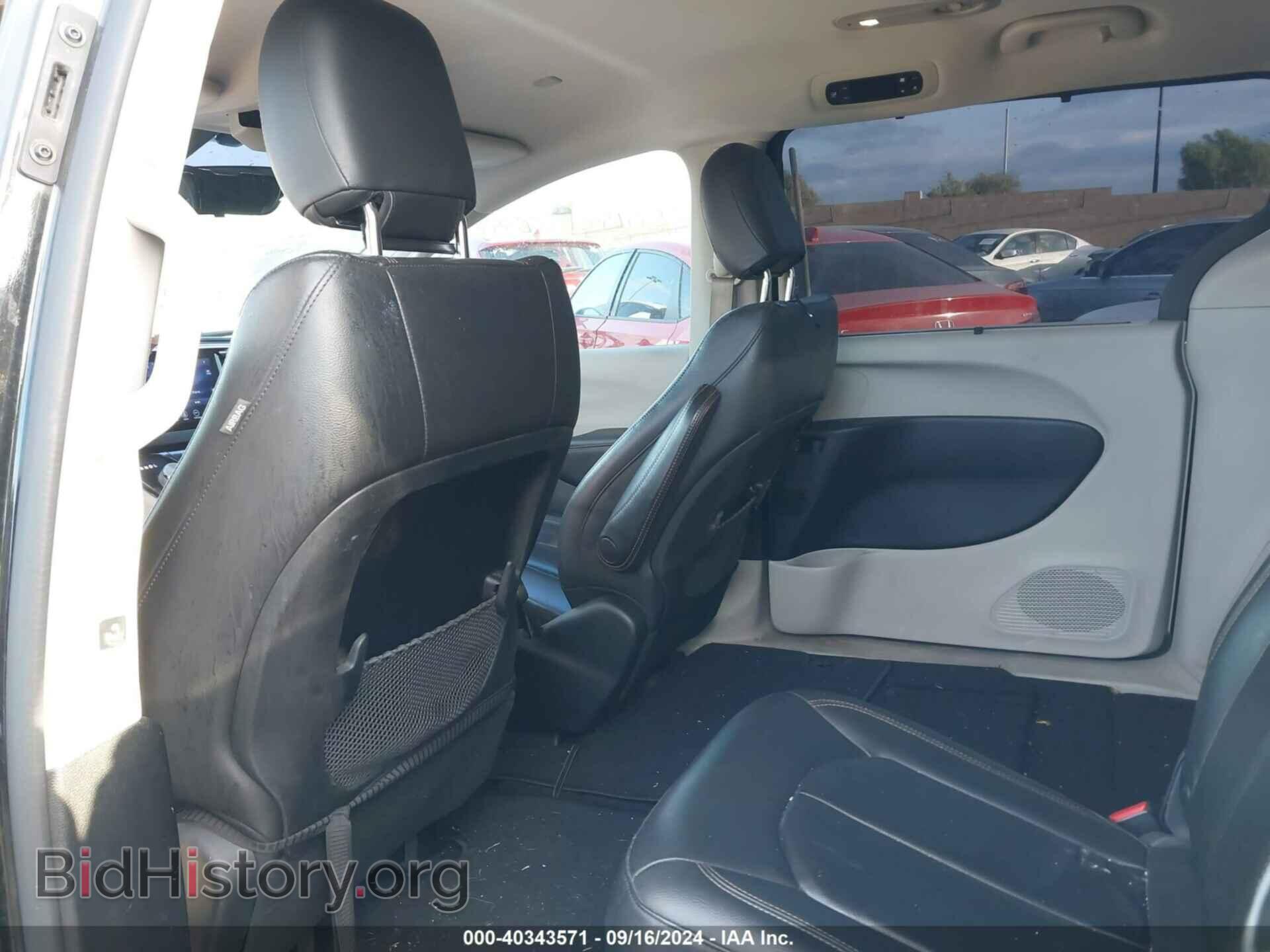 2017 CHRYSLER PACIFICA - VIN: 2C4RC1BG8HR539496 - Photo 8