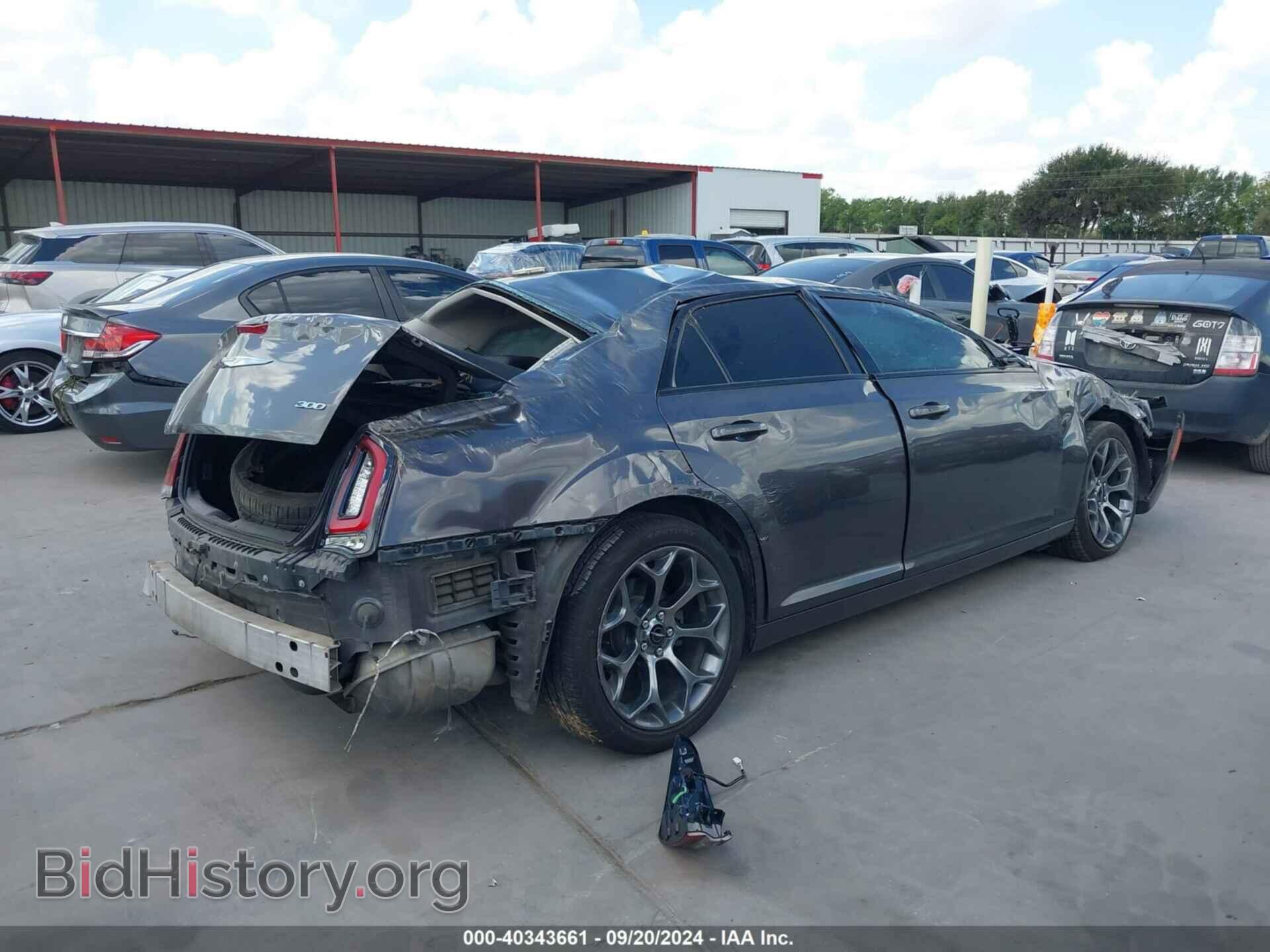 2018 CHRYSLER 300 - VIN: 2C3CCAAG5JH301984 - Фото 4