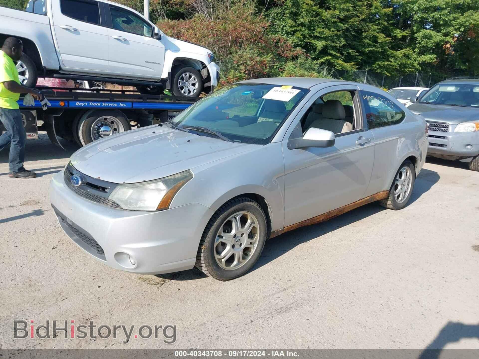 2009 FORD FOCUS - VIN: 1FAHP32N49W138858 - Фото 2