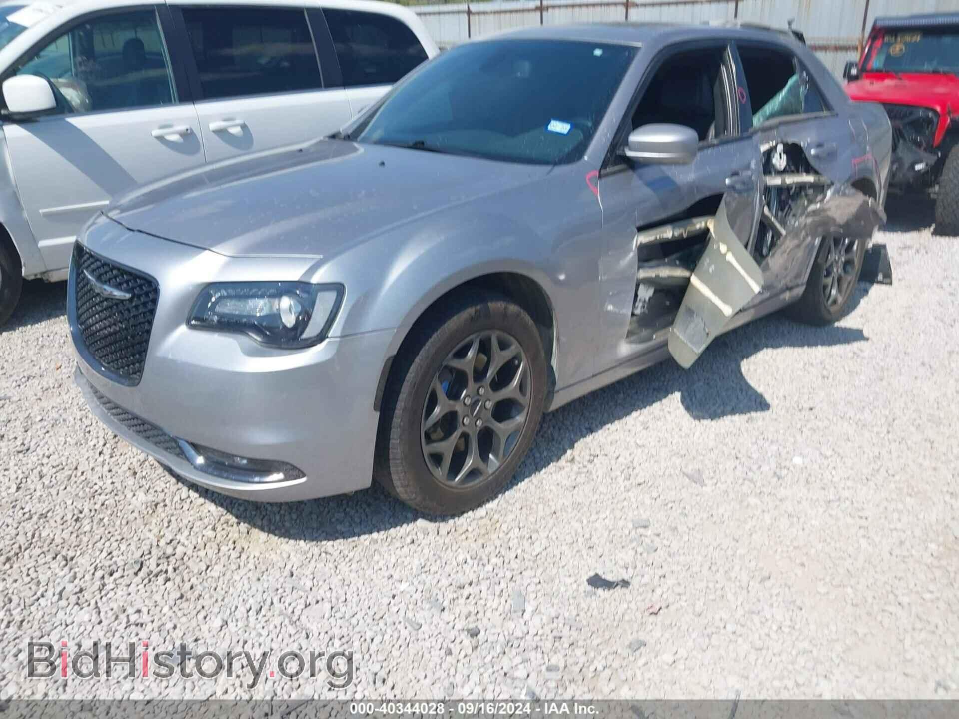 2018 CHRYSLER 300 - VIN: 2C3CCAGG4JH160767 - Фото 2