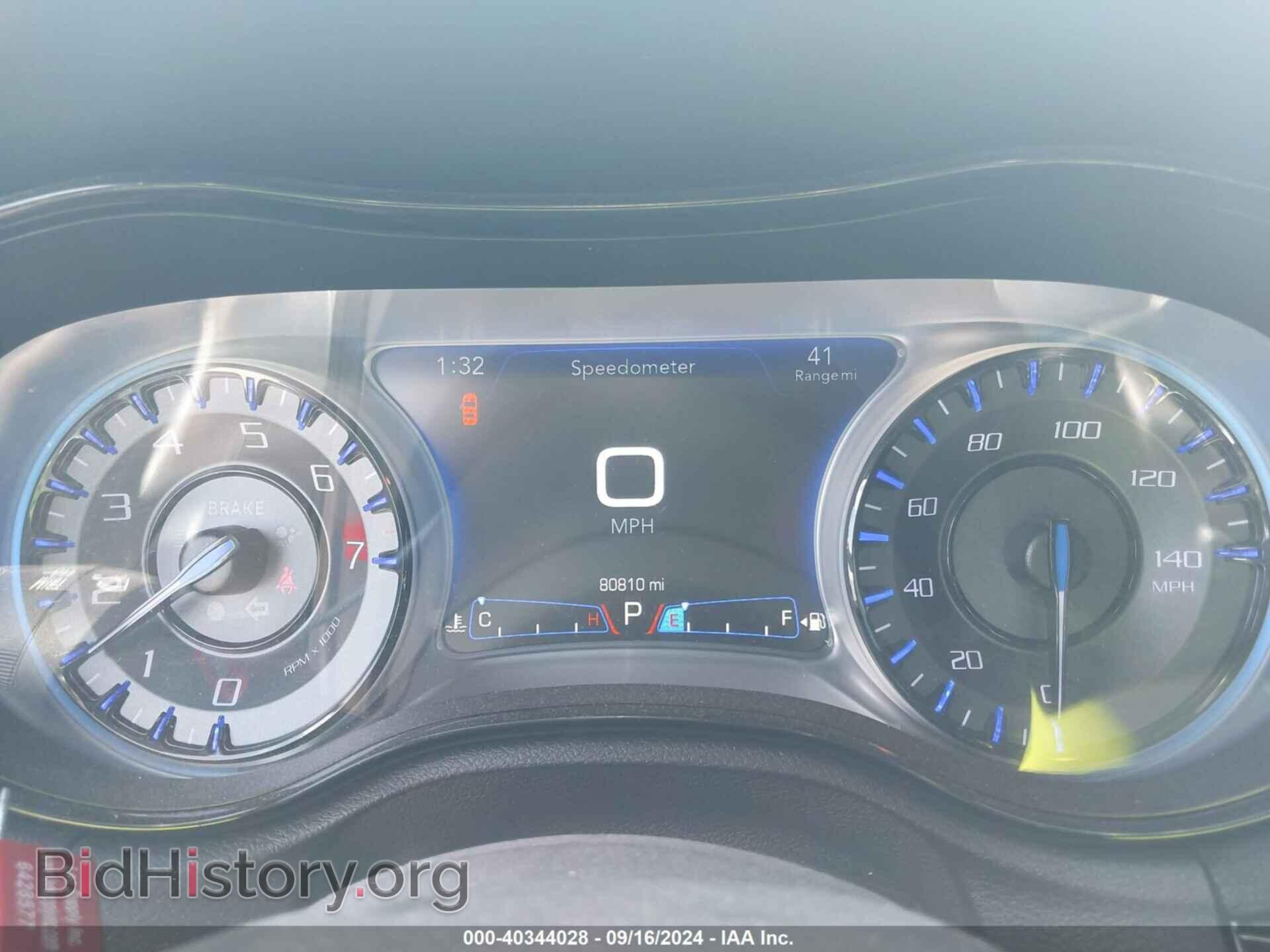 2018 CHRYSLER 300 - VIN: 2C3CCAGG4JH160767 - Фото 7
