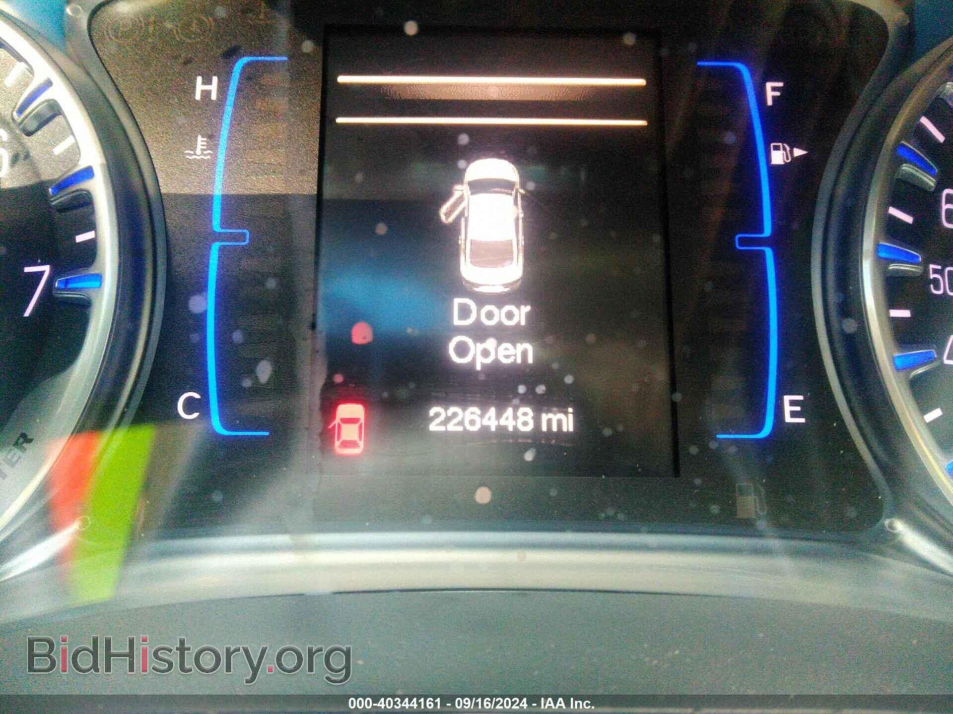 2015 CHRYSLER 200 - VIN: 1C3CCCAB0FN543435 - Фото 14