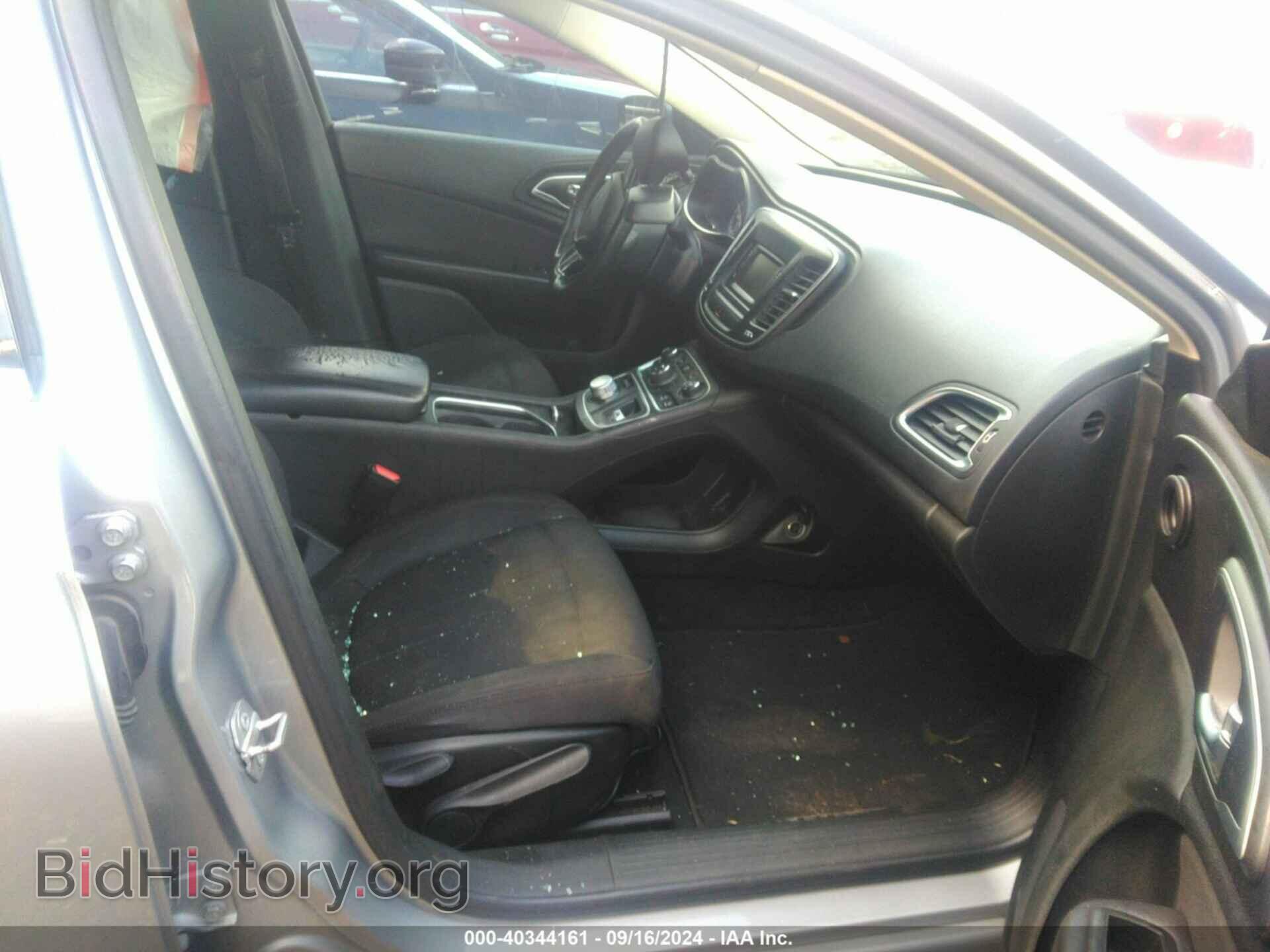 2015 CHRYSLER 200 - VIN: 1C3CCCAB0FN543435 - Фото 5