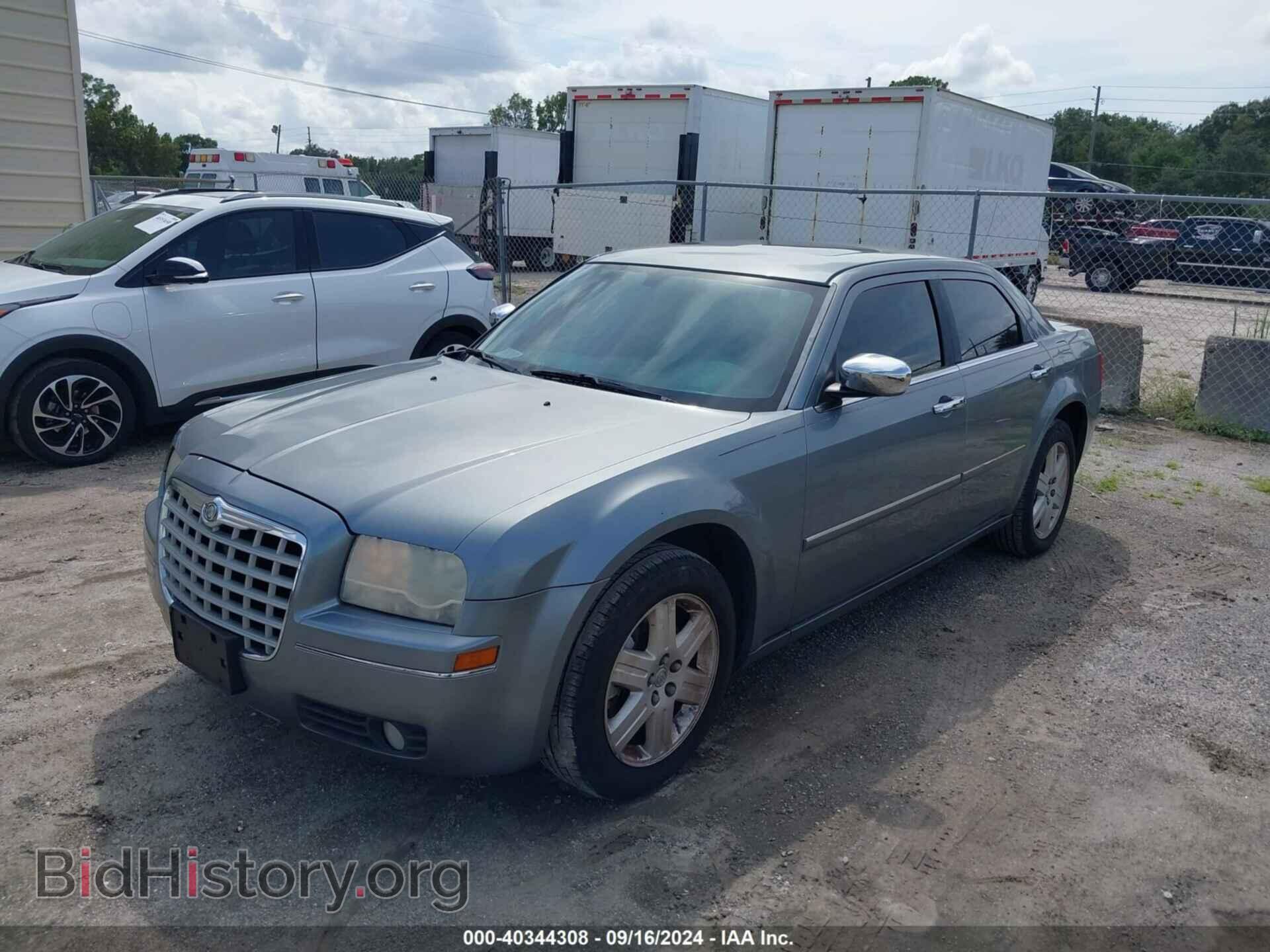 2006 CHRYSLER 300 - VIN: 2C3LK53G16H271249 - Фото 2