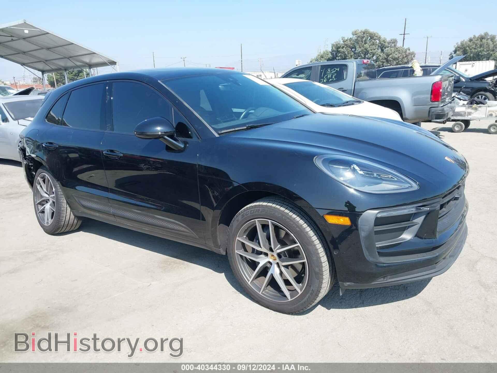 Фотография WP1AA2A56PLB15975 - PORSCHE MACAN 2023