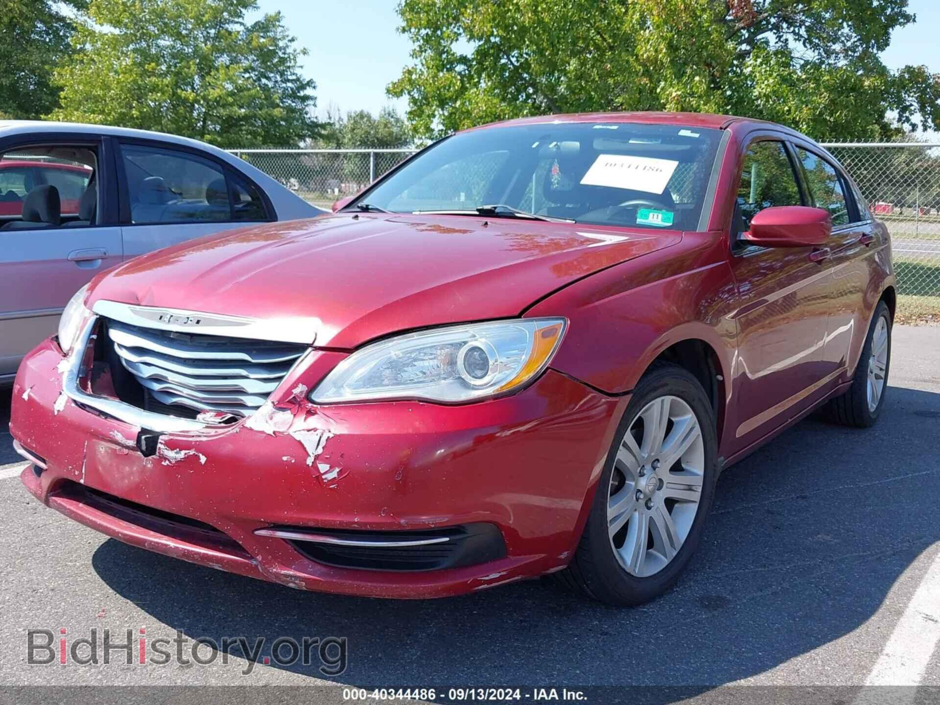 2013 CHRYSLER 200 - VIN: 1C3CCBAB9DN670417 - Фото 2