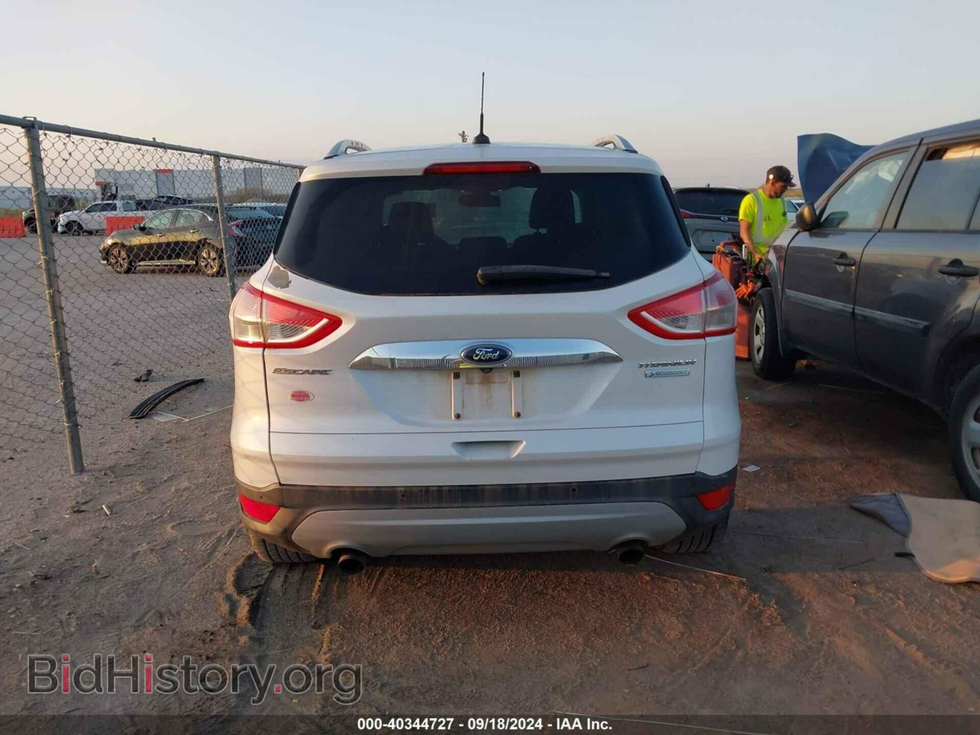 2016 FORD ESCAPE - VIN: 1FMCU0J98GUA10000 - Фото 16