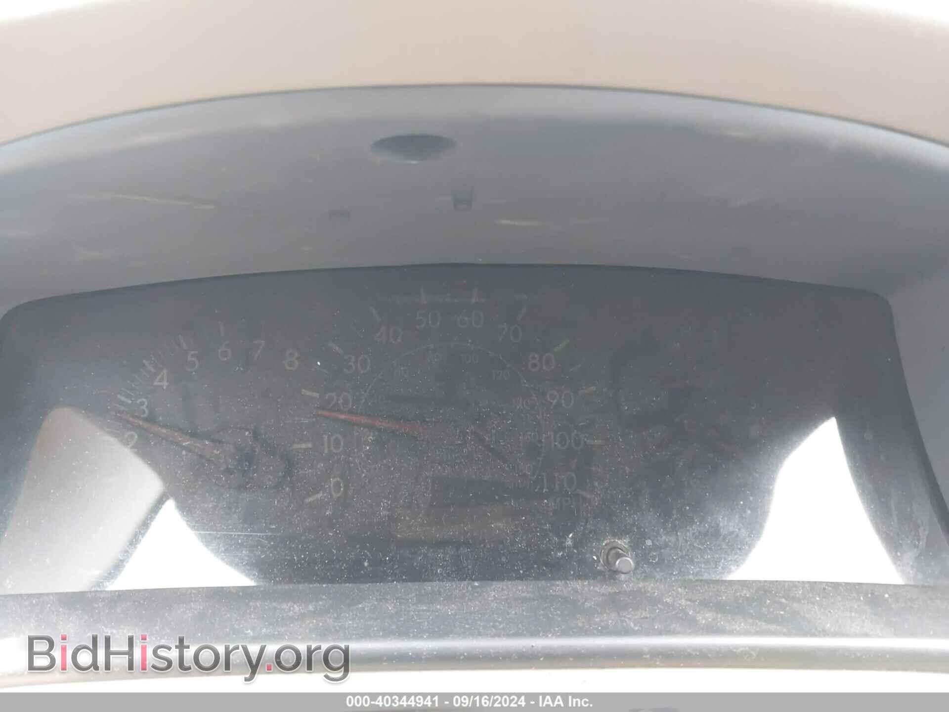 2006 TOYOTA COROLLA - VIN: 2T1BR32E26C625250 - Фото 7