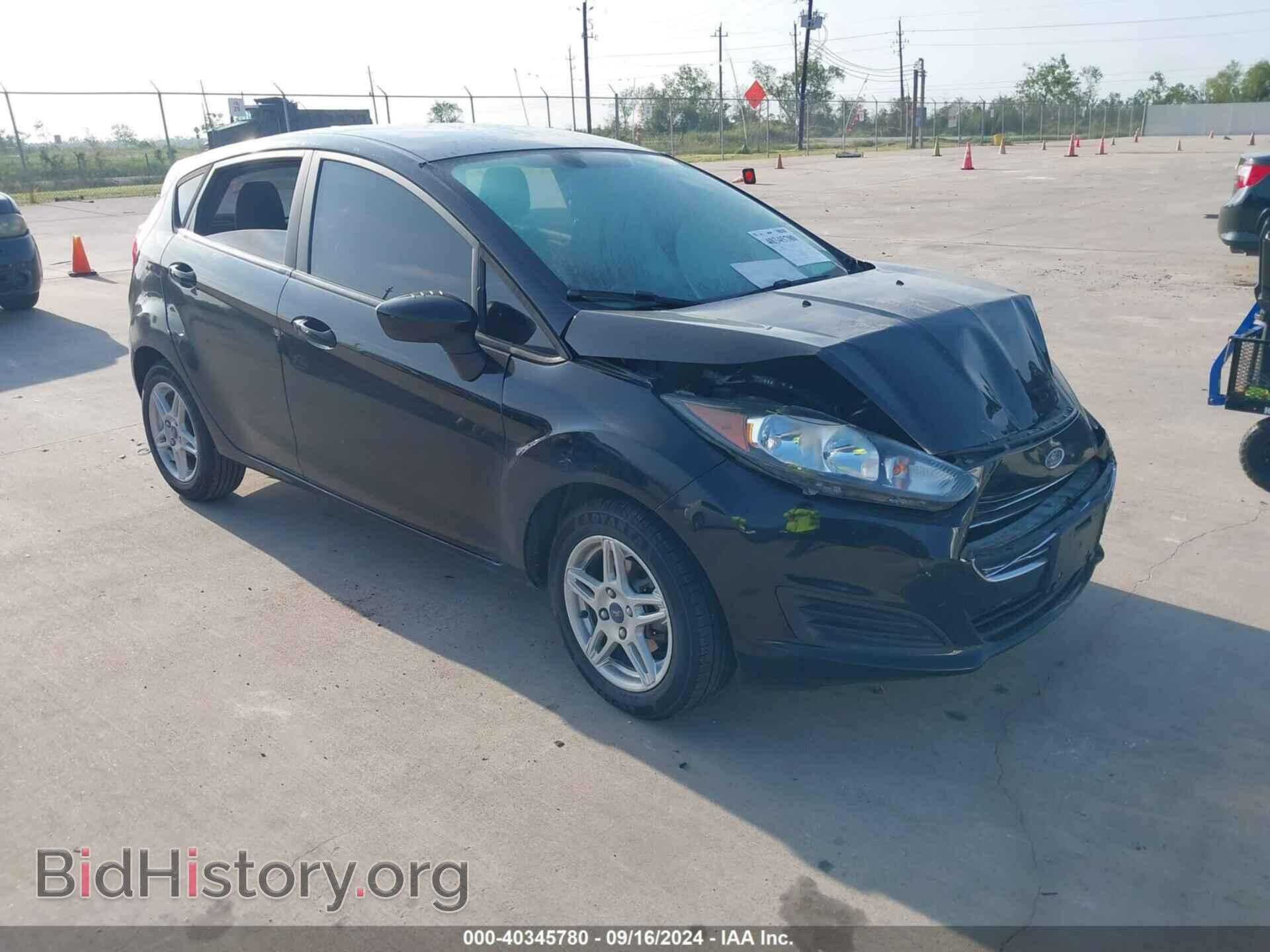 Photo 3FADP4EJ3HM135591 - FORD FIESTA 2017