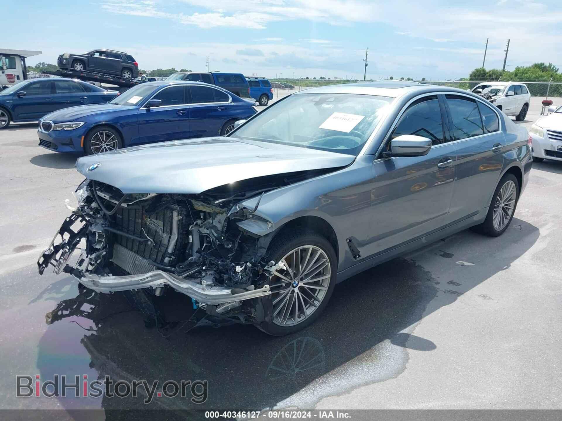 2020 BMW 540I - VIN: WBAJS1C08LCE65774 - Фото 2