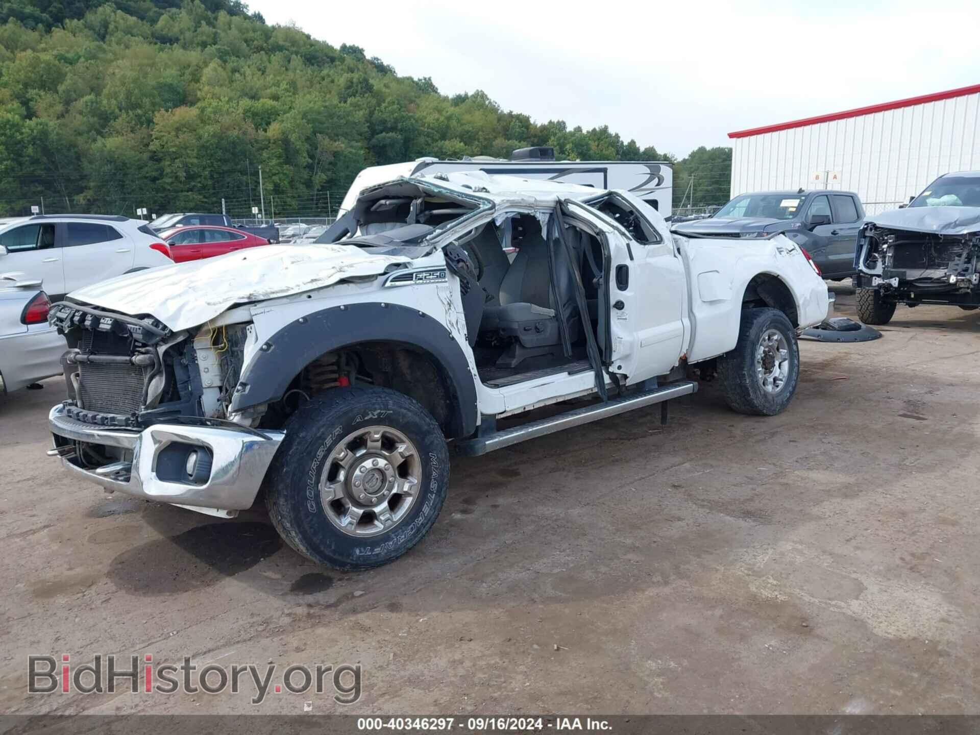2011 FORD F-250 - VIN: 1FT7X2BT4BEA83922 - Фото 2