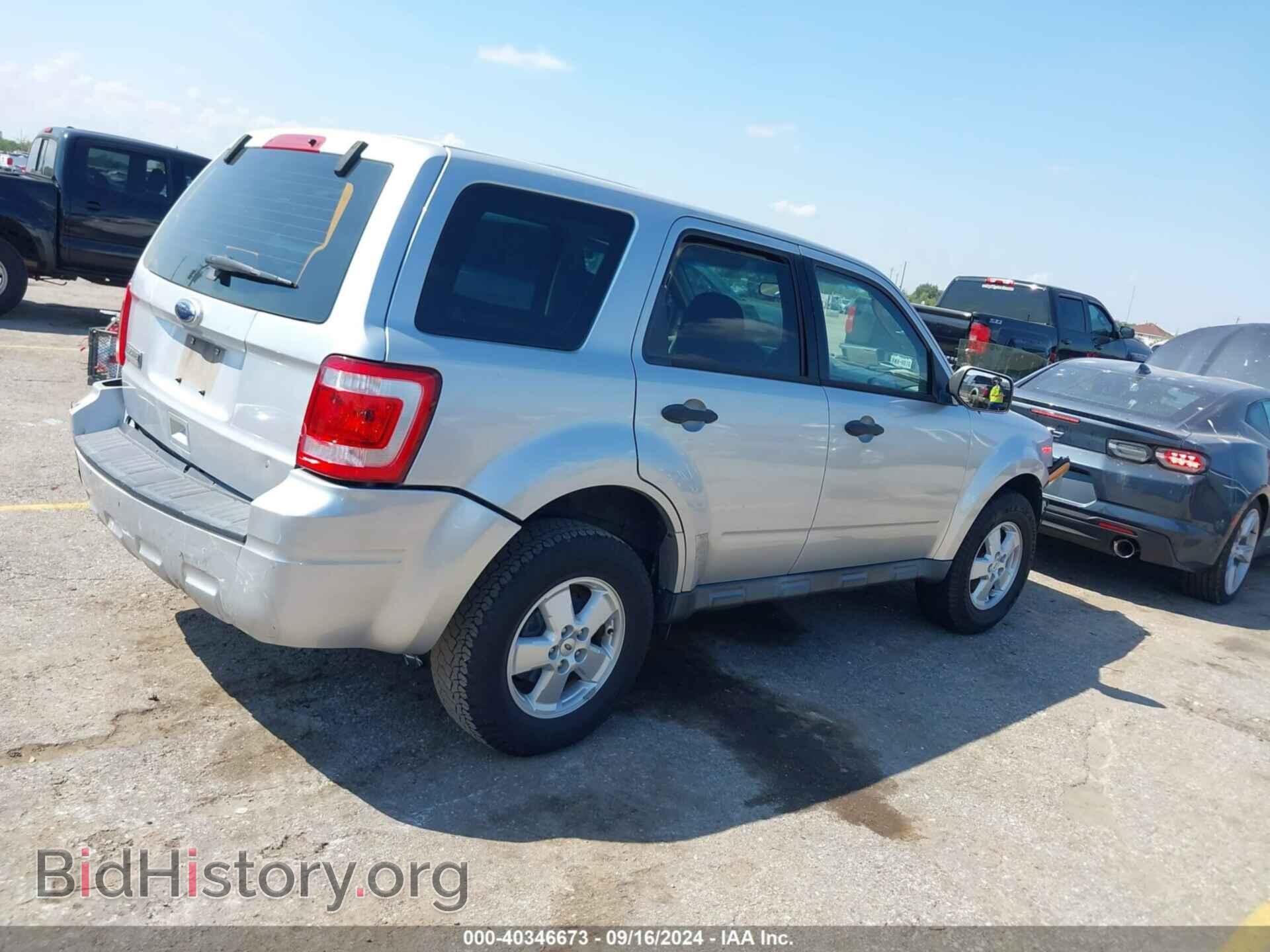 2010 FORD ESCAPE - VIN: 1FMCU0C7XAKD10975 - Фото 4