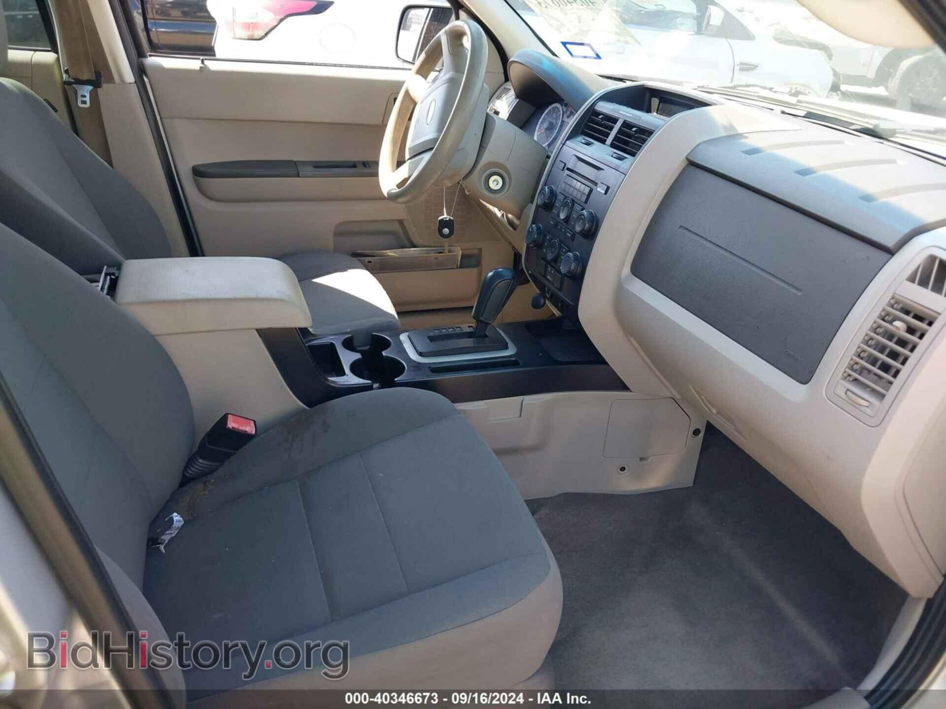 2010 FORD ESCAPE - VIN: 1FMCU0C7XAKD10975 - Фото 5