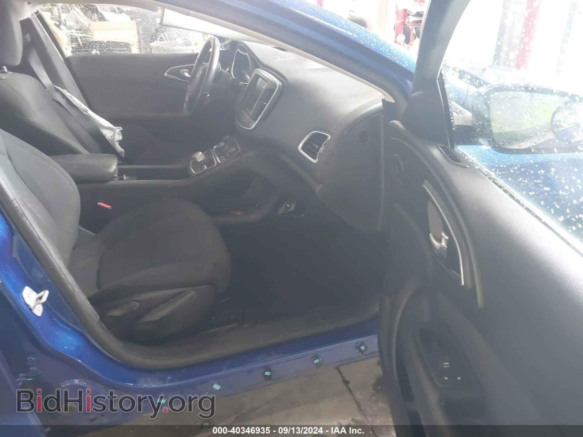 2016 CHRYSLER 200 - VIN: 1C3CCCAB4GN125641 - Фото 5