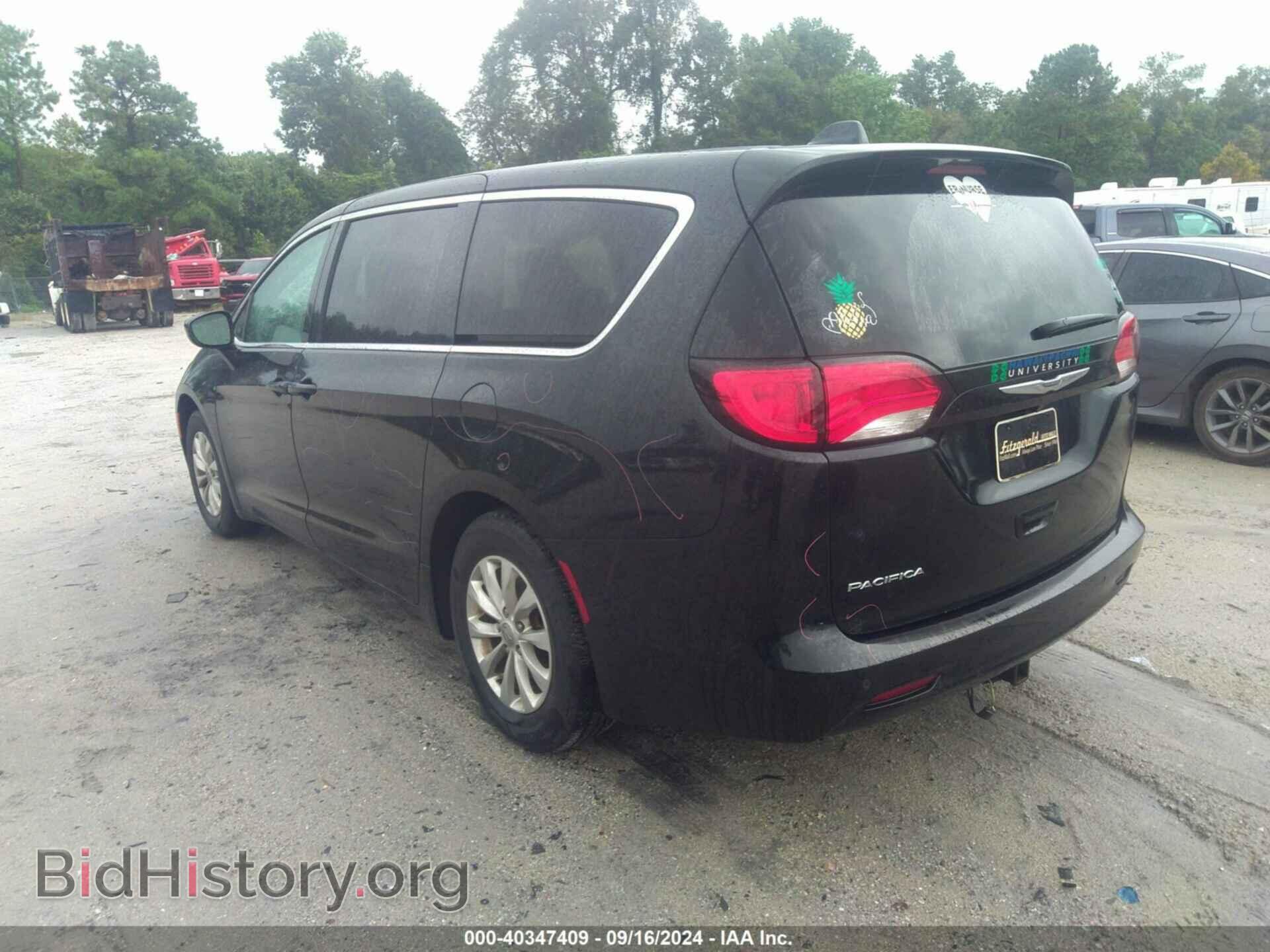 2017 CHRYSLER PACIFICA - VIN: 2C4RC1DG1HR522049 - Фото 3