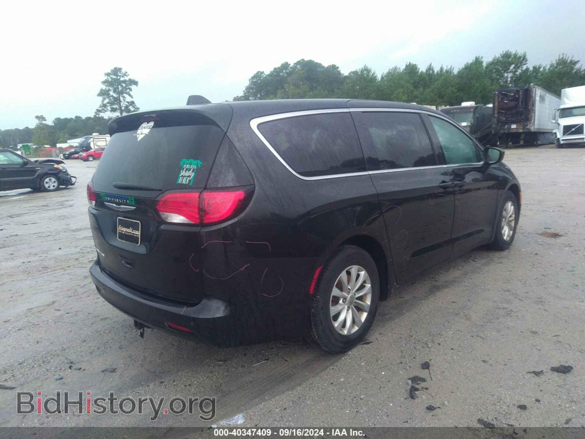 2017 CHRYSLER PACIFICA - VIN: 2C4RC1DG1HR522049 - Фото 4