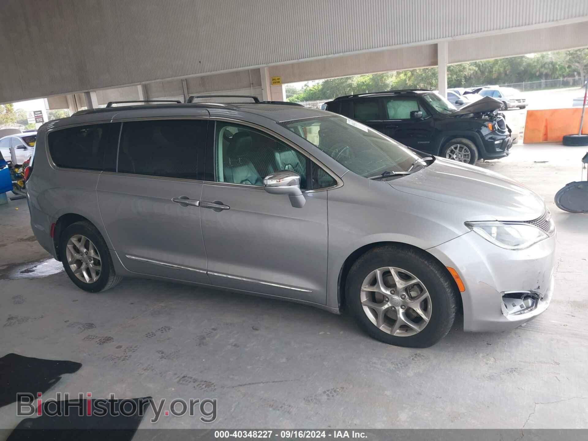 2018 CHRYSLER PACIFICA - VIN: 2C4RC1GG3JR272542 - Фото 13