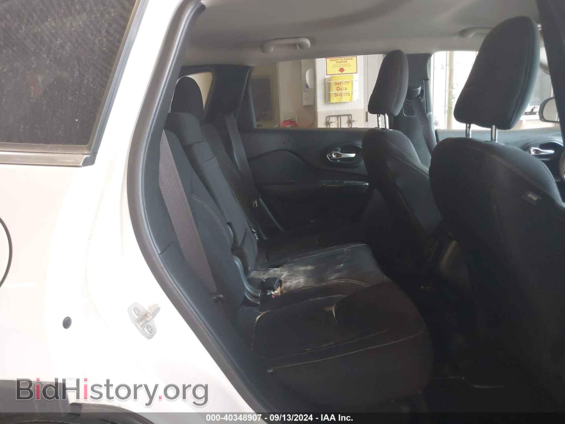 2016 JEEP CHEROKEE - VIN: 1C4PJMCS7GW252612 - Фото 8