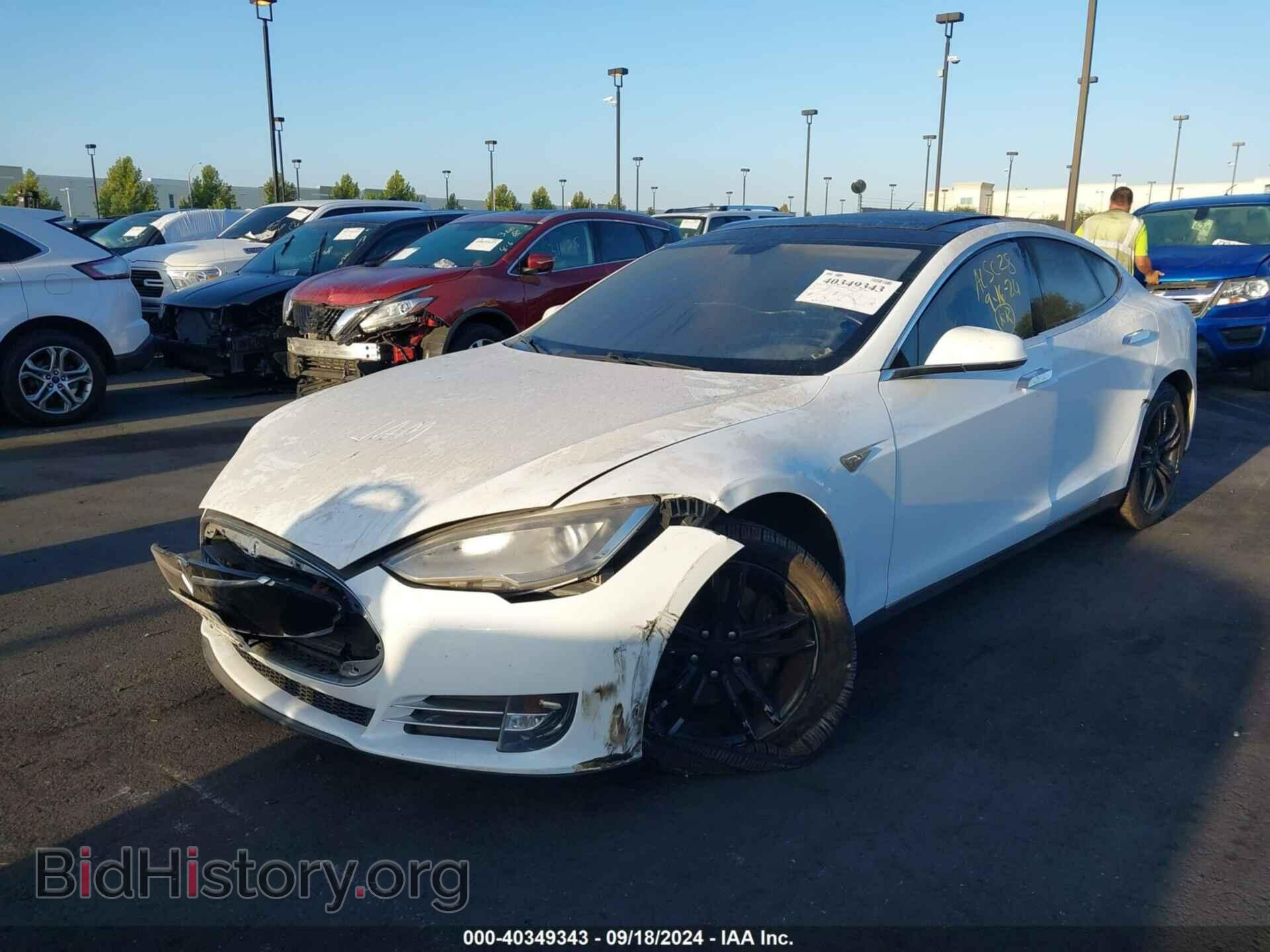 2013 TESLA MODEL S - VIN: 5YJSA1AG6DFP13726 - Photo 2