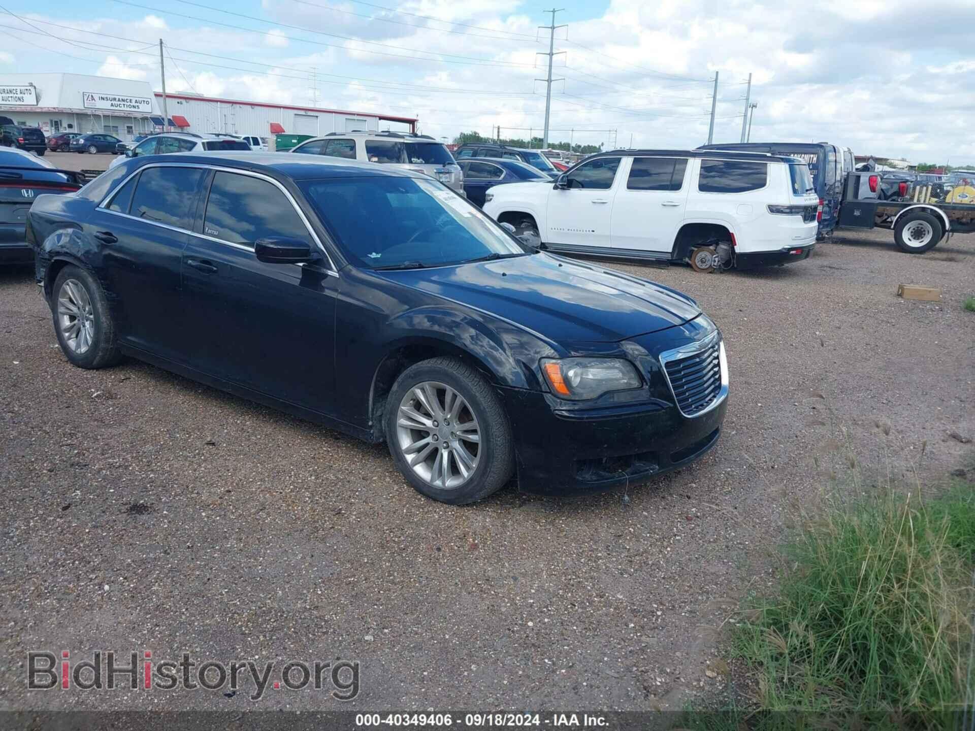 Фотография 2C3CCABG6CH174521 - CHRYSLER 300 2012