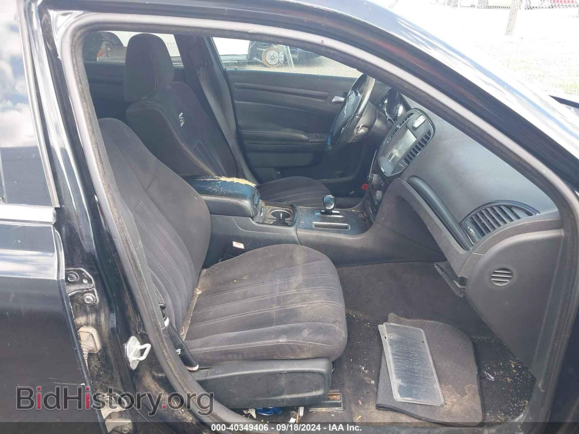 2012 CHRYSLER 300 - VIN: 2C3CCABG6CH174521 - Фото 5