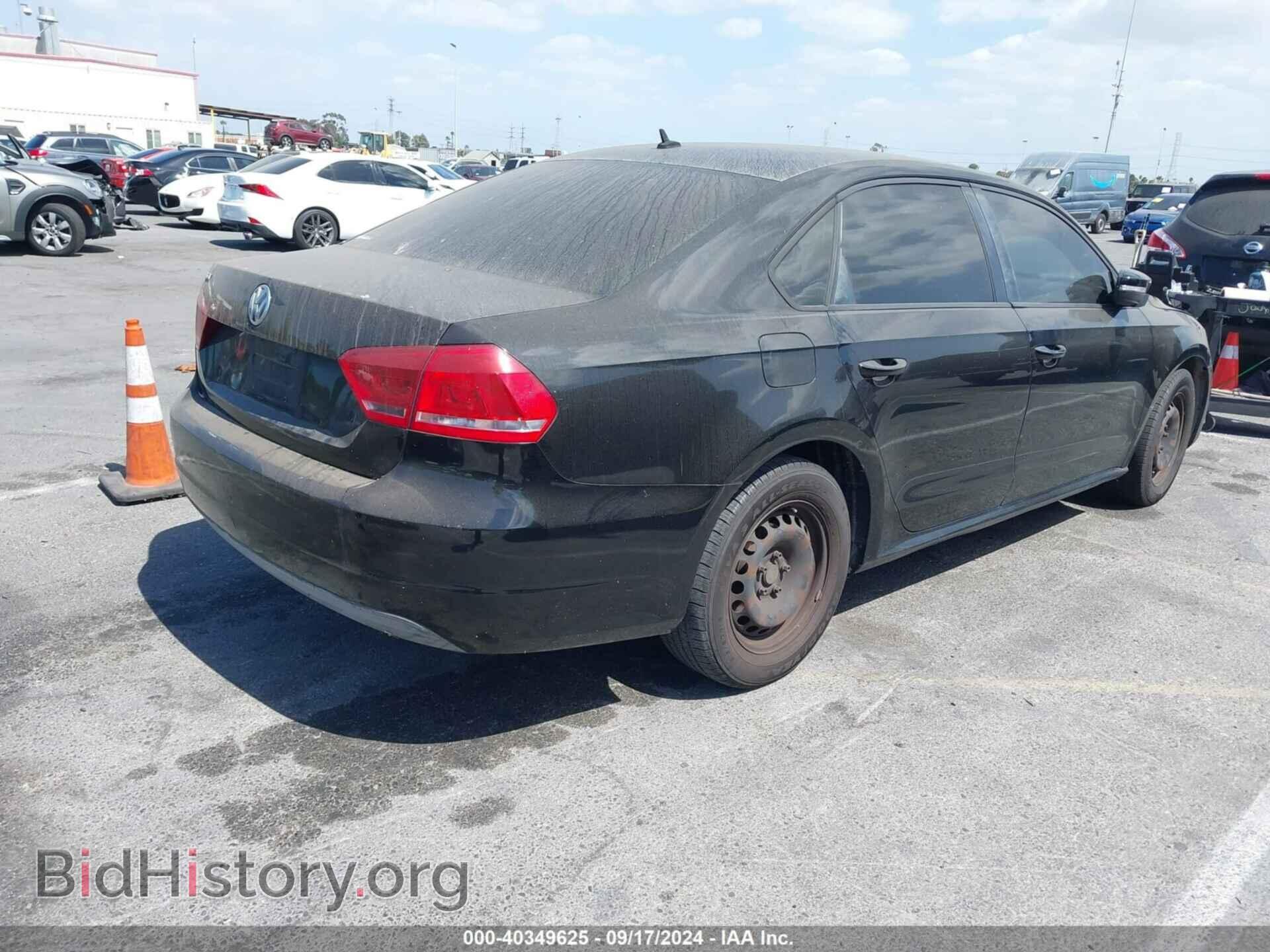2013 VOLKSWAGEN PASSAT - VIN: 1VWAP7A32DC046819 - Фото 4