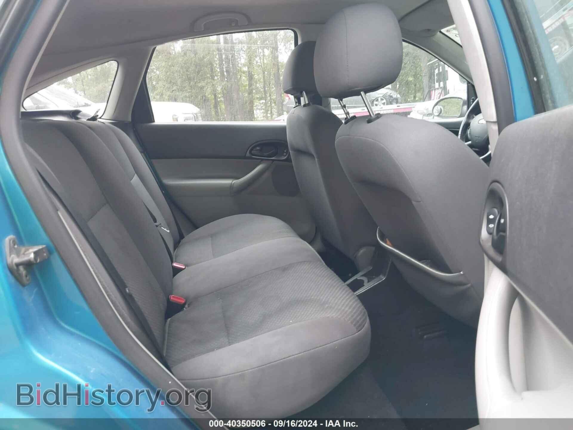 2007 FORD FOCUS - VIN: 1FAFP37N37W150416 - Фото 8