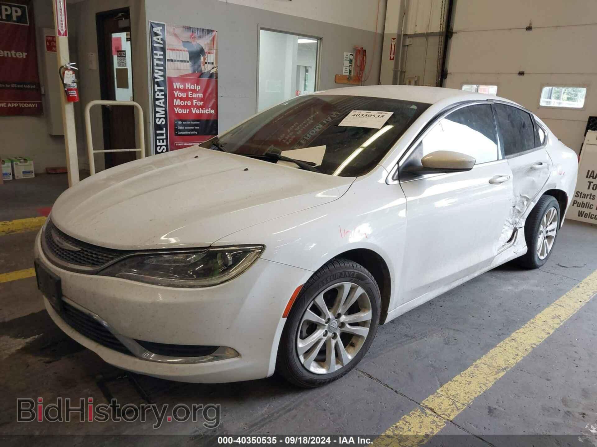 2016 CHRYSLER 200 - VIN: 1C3CCCAB6GN175974 - Фото 2