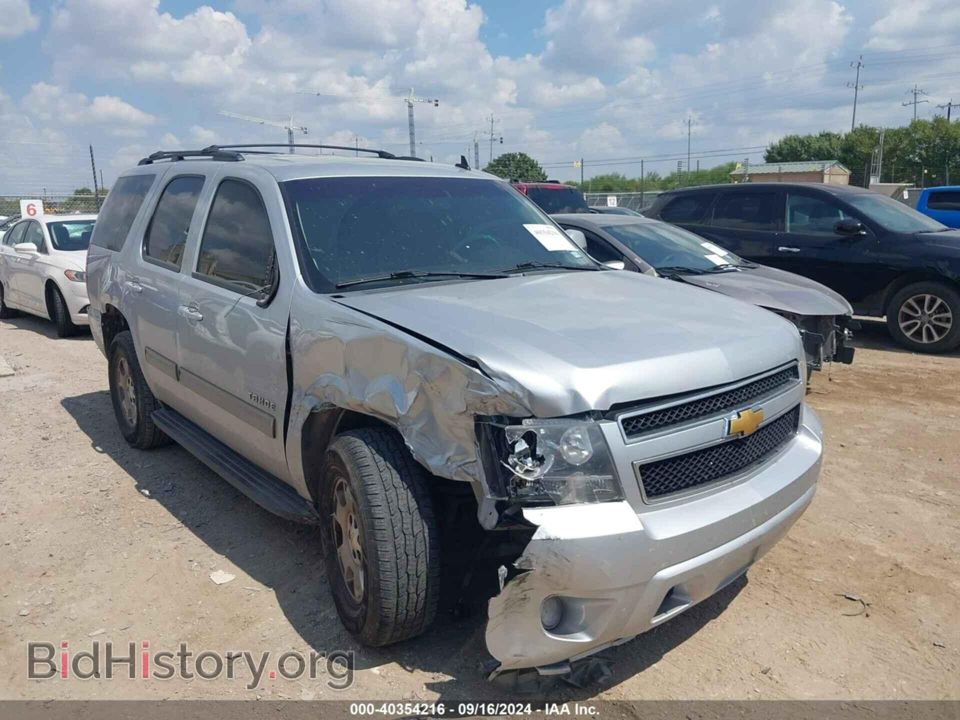 Фотография 1GNSCAE03CR282995 - CHEVROLET TAHOE 2012