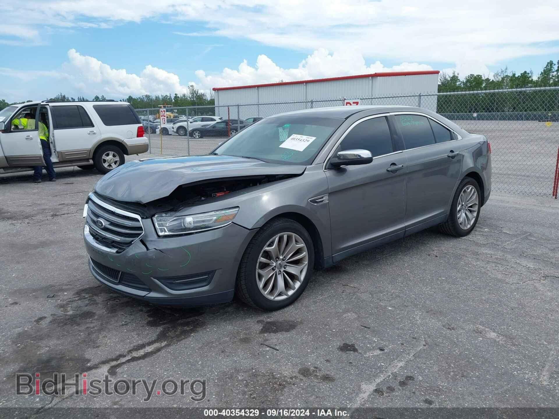 2014 FORD TAURUS - VIN: 1FAHP2F81EG123947 - Фото 2