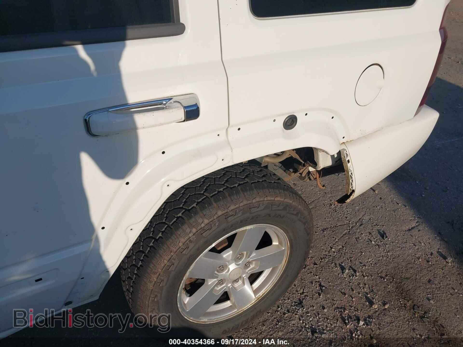 2008 JEEP COMMANDER - VIN: 1J8HH48K18C221828 - Фото 6