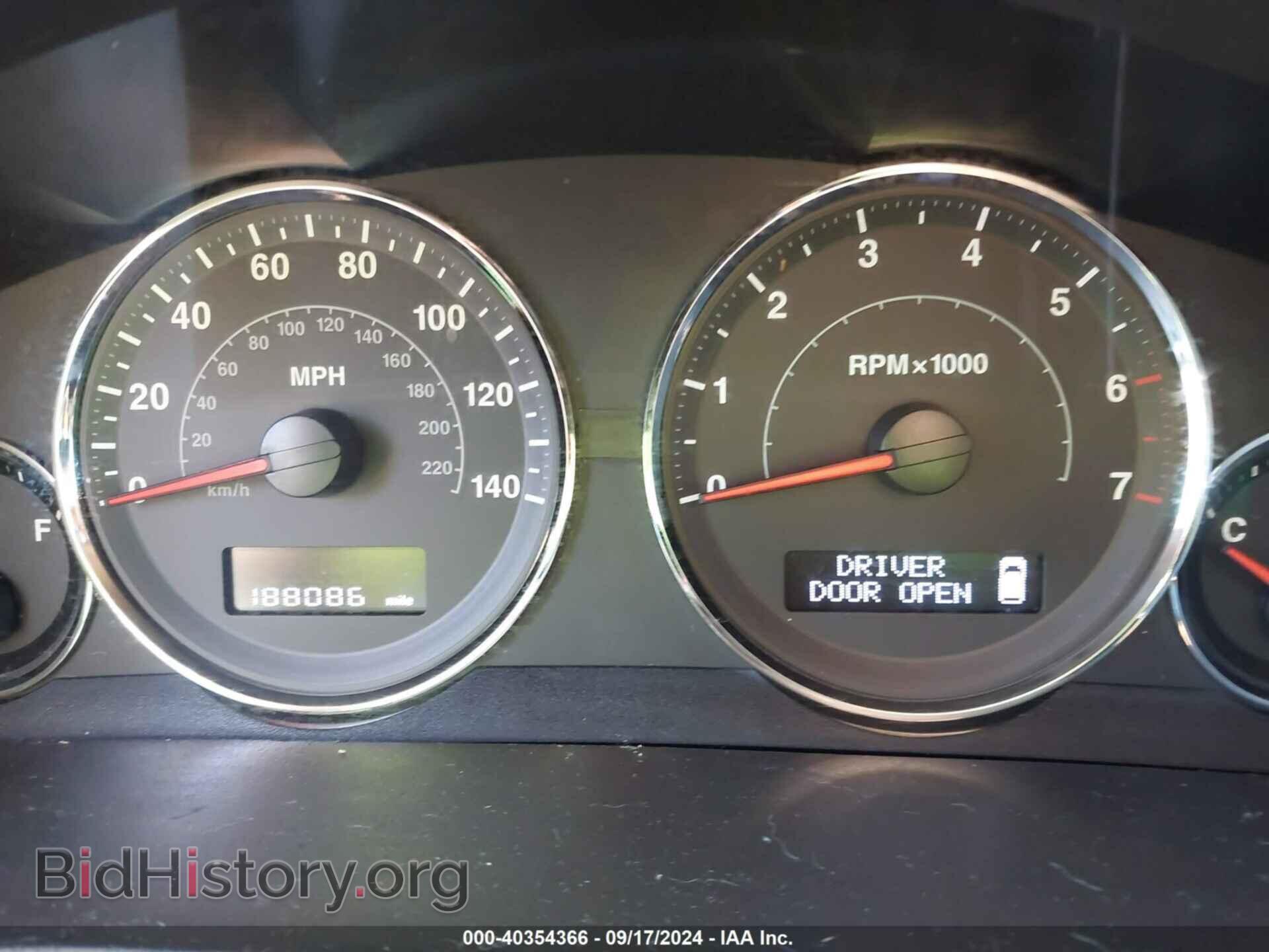 2008 JEEP COMMANDER - VIN: 1J8HH48K18C221828 - Фото 7