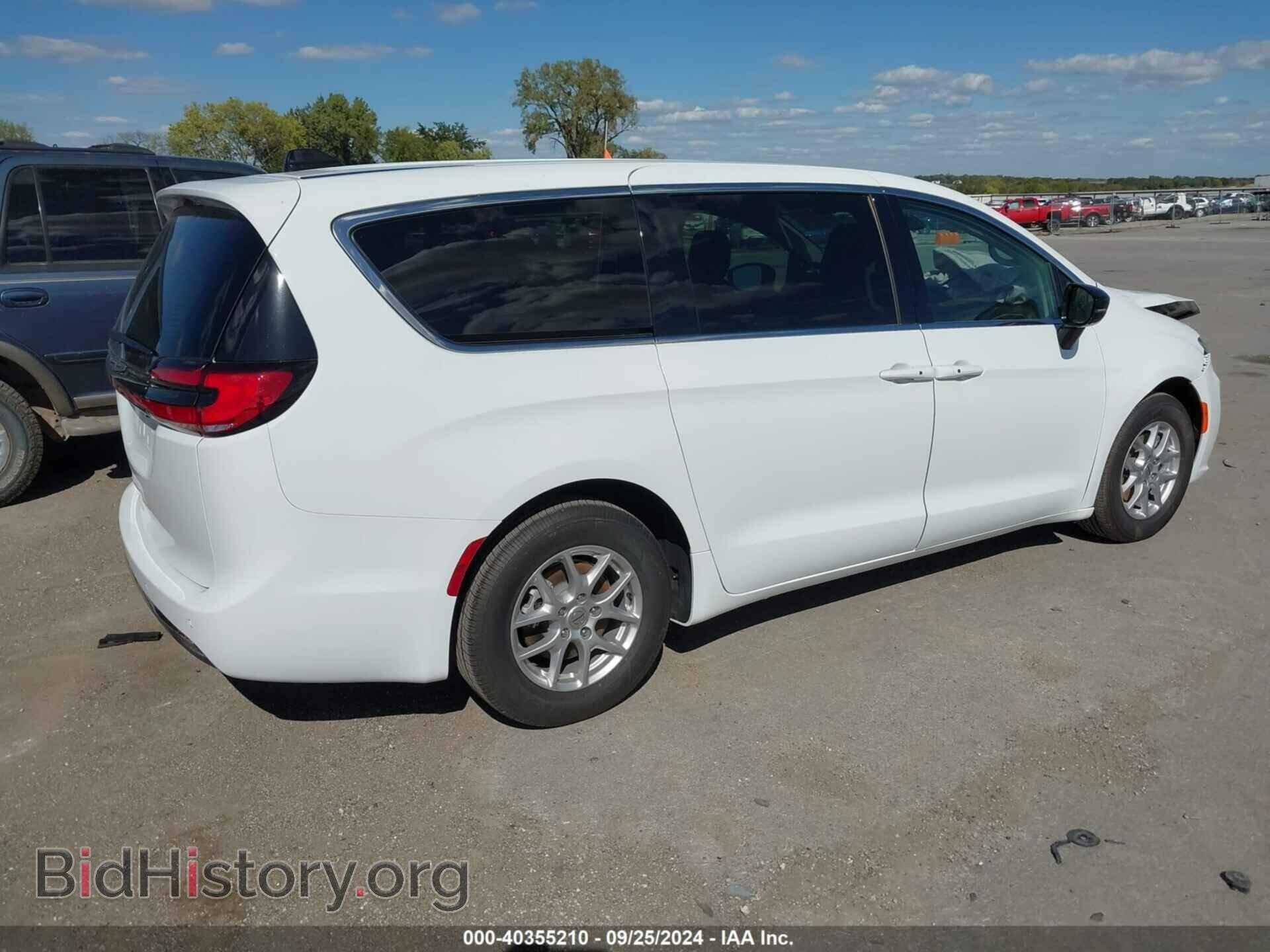 2024 CHRYSLER PACIFICA - VIN: 2C4RC1BG0RR114520 - Фото 4