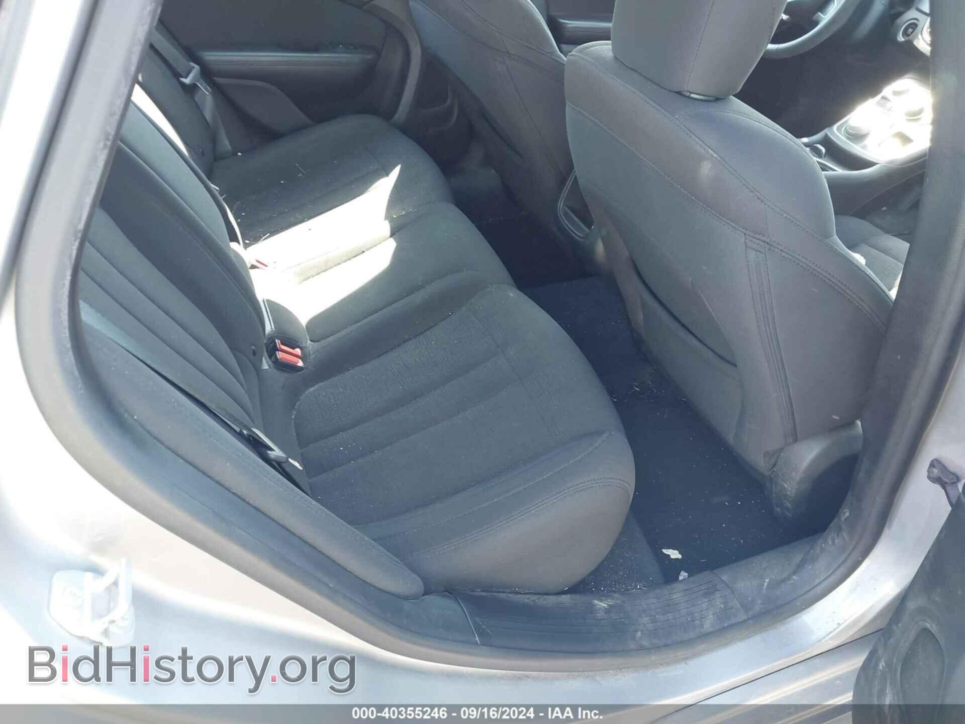 2016 CHRYSLER 200 - VIN: 1C3CCCAB3GN170375 - Фото 8
