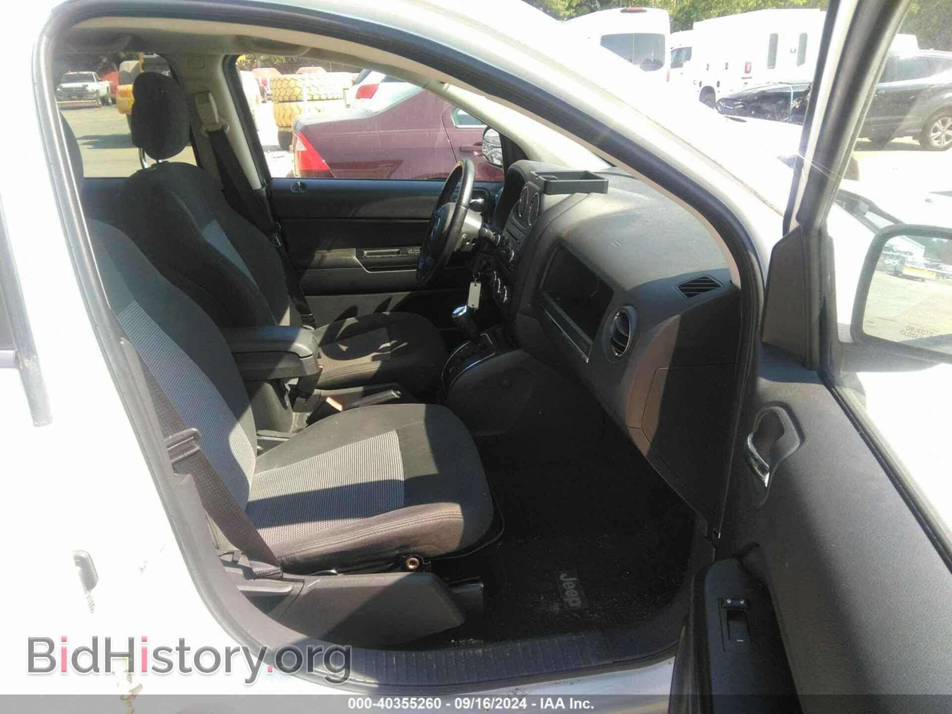 2011 JEEP COMPASS - VIN: 1J4NF1FB6BD239173 - Photo 5